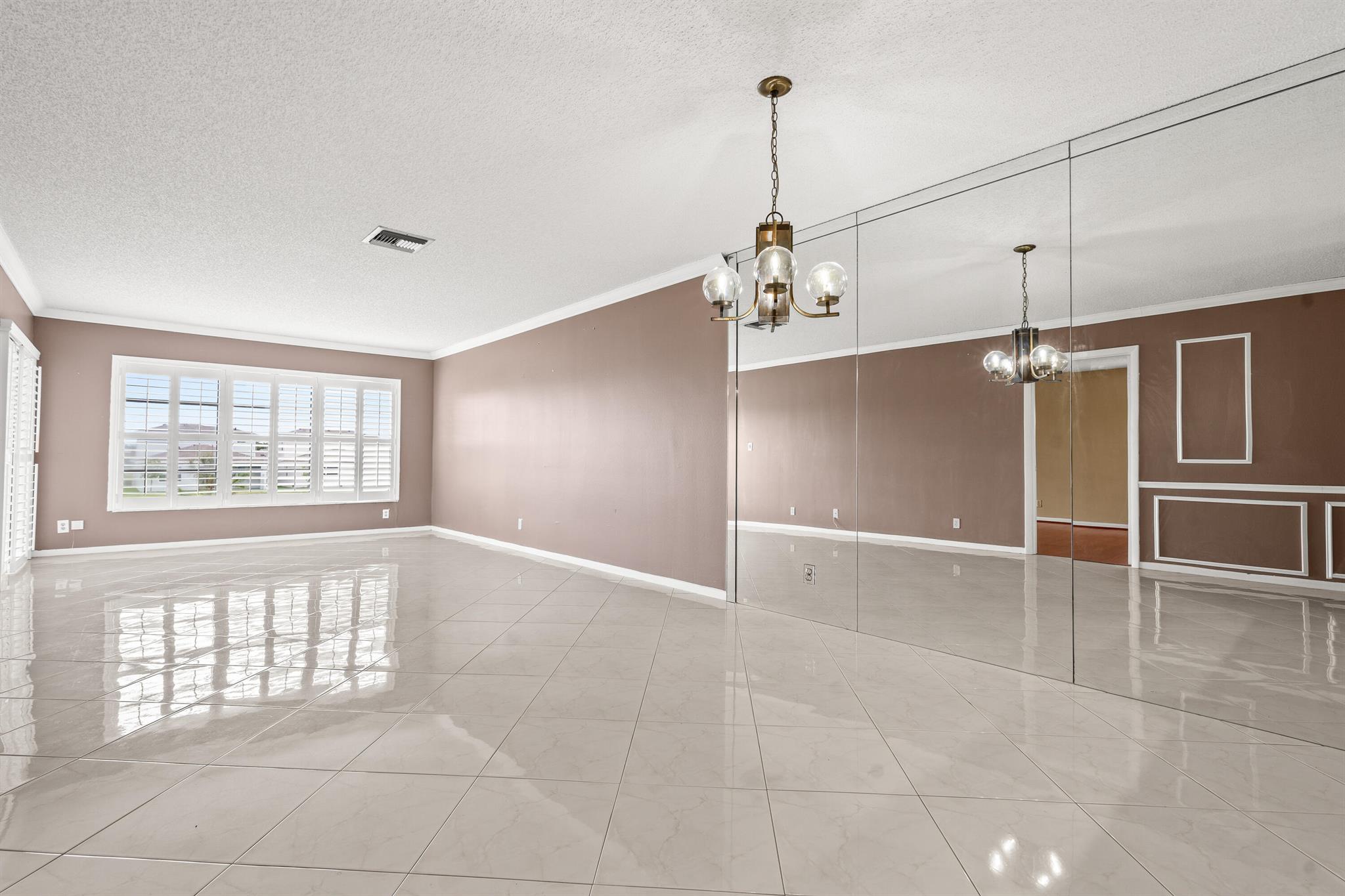 5820 Sugar Palm Court D