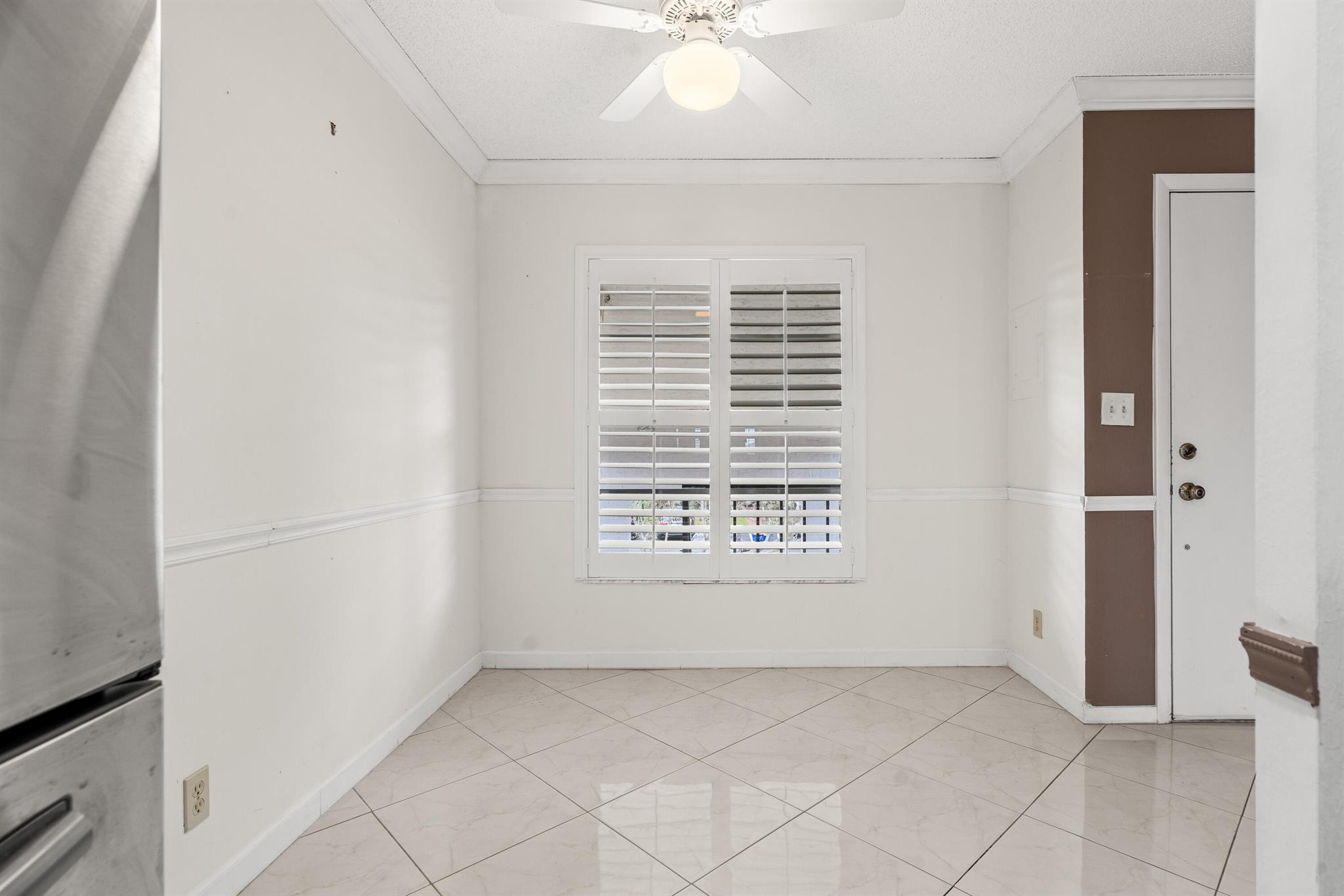 5820 Sugar Palm Court D