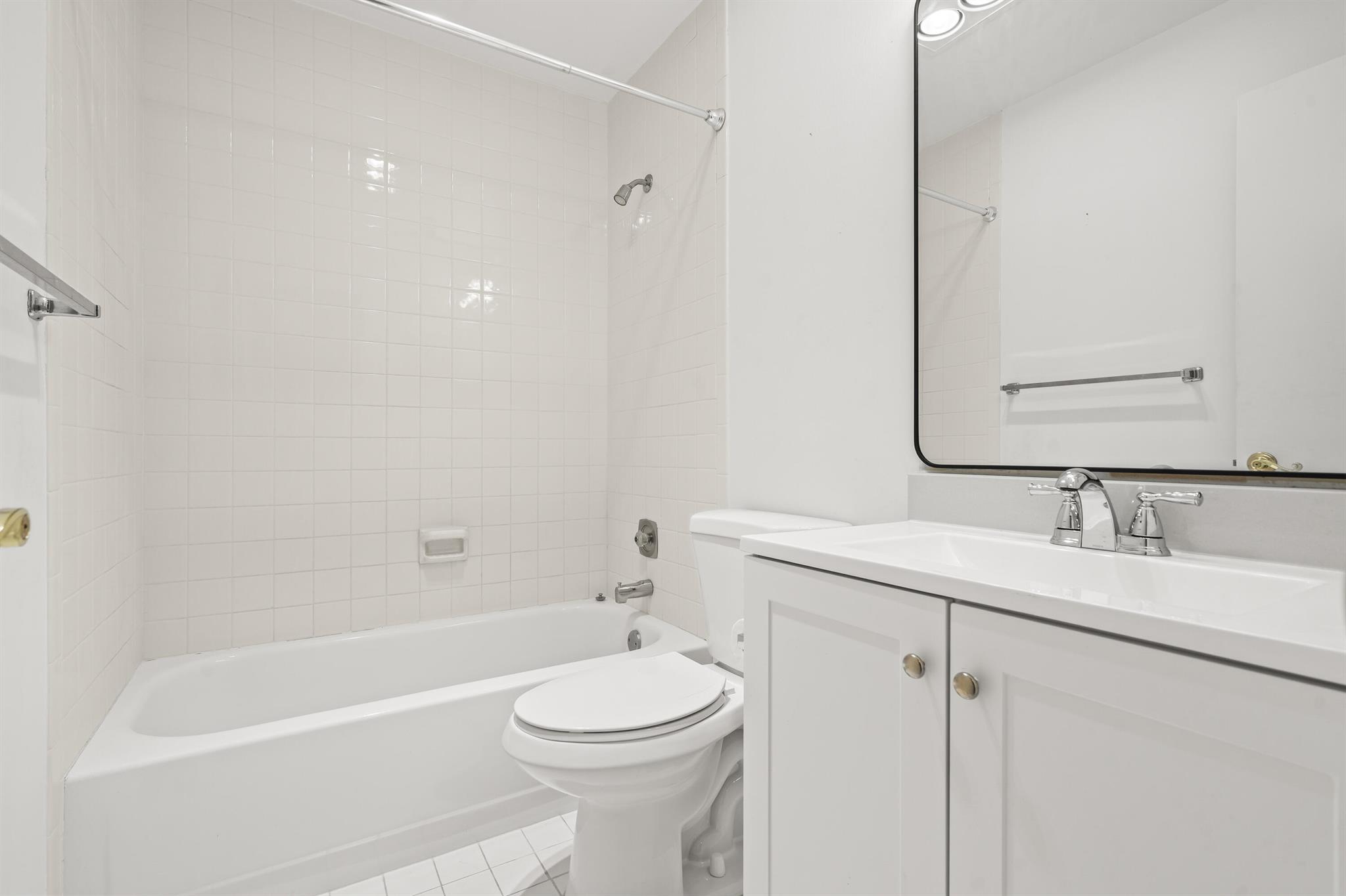 5820 Sugar Palm Court D