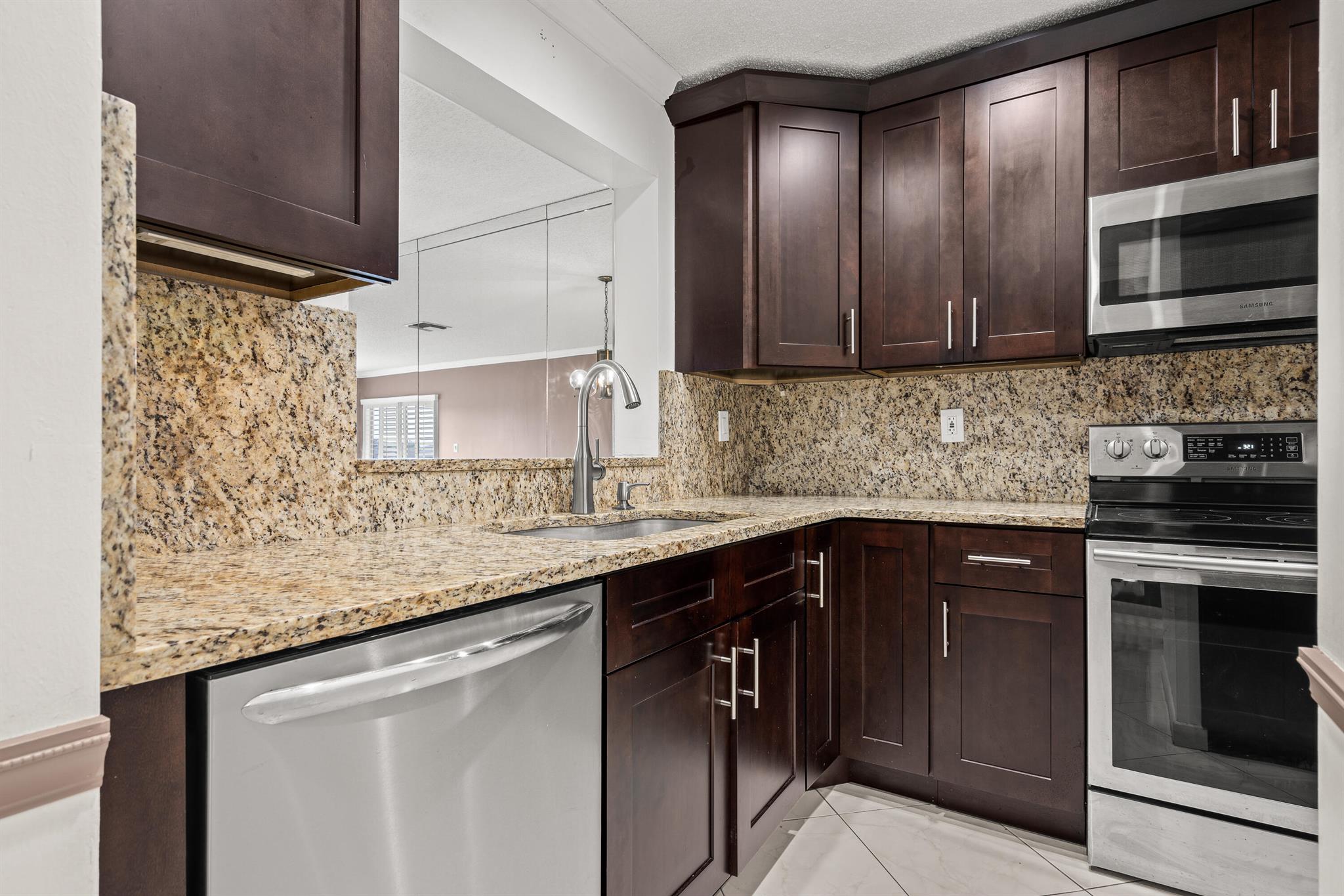 5820 Sugar Palm Court D