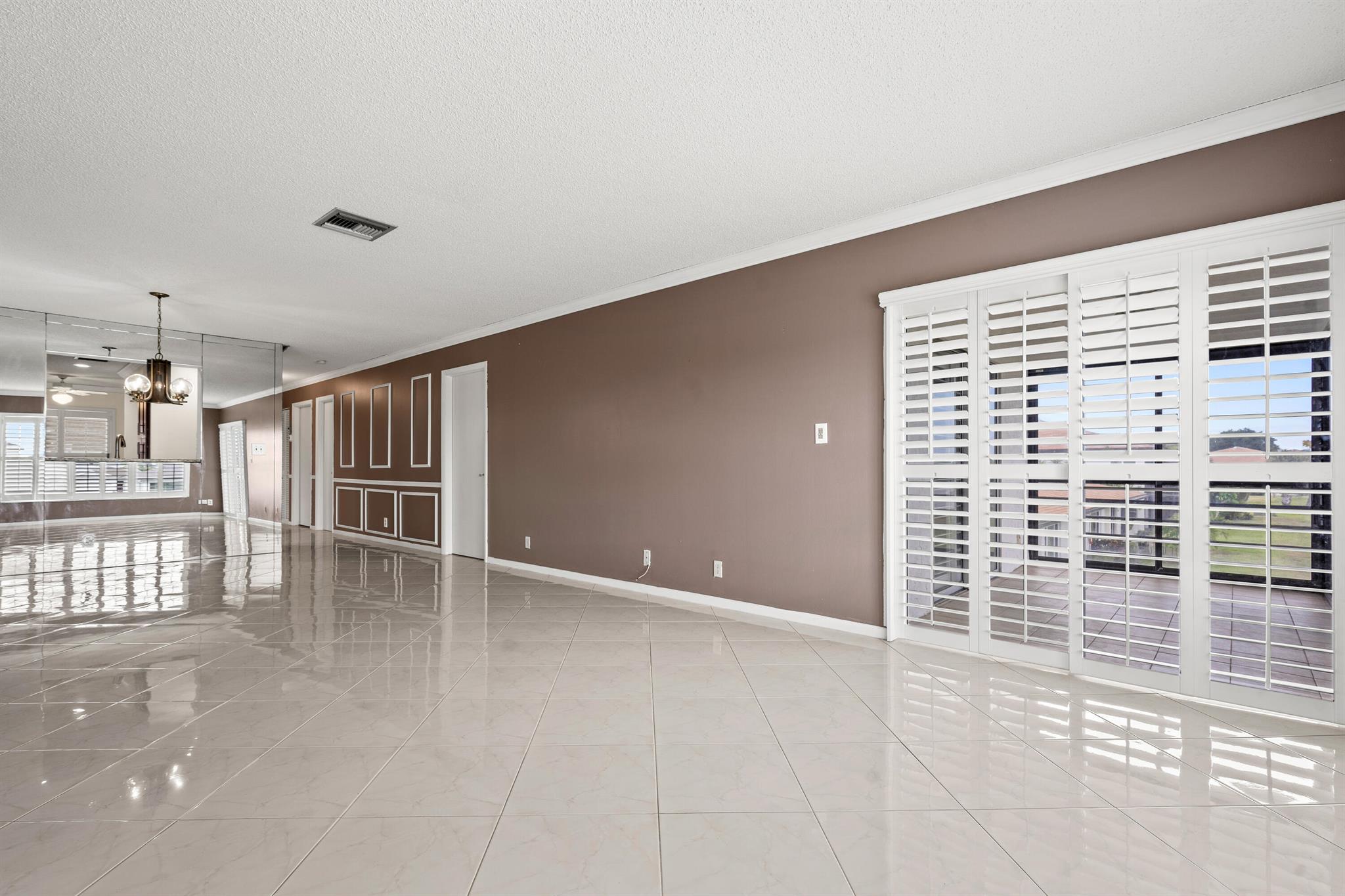 5820 Sugar Palm Court D