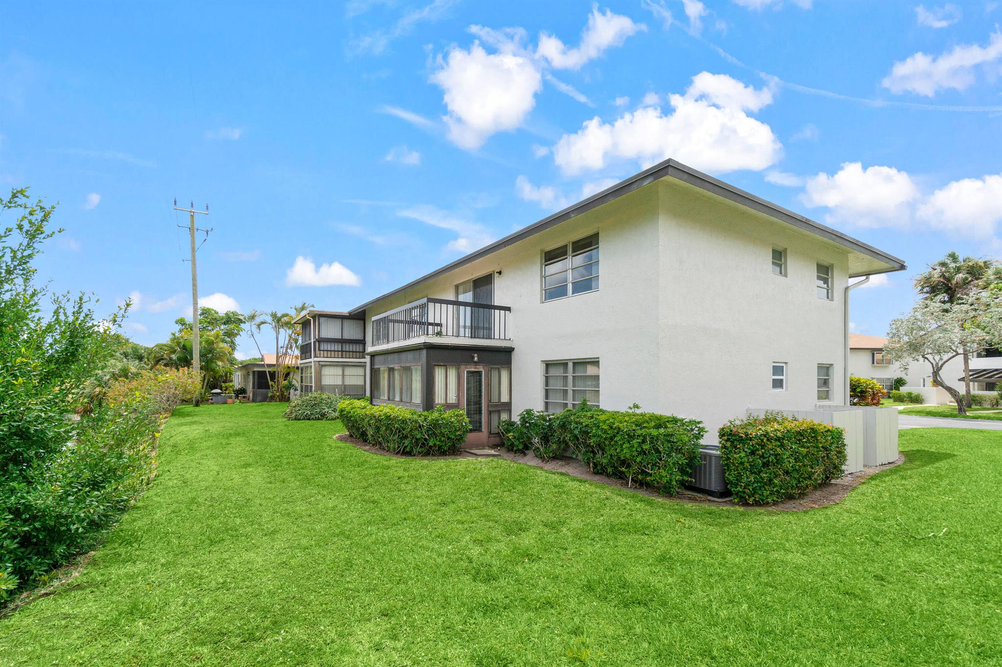 13648 Coconut Palm Court B