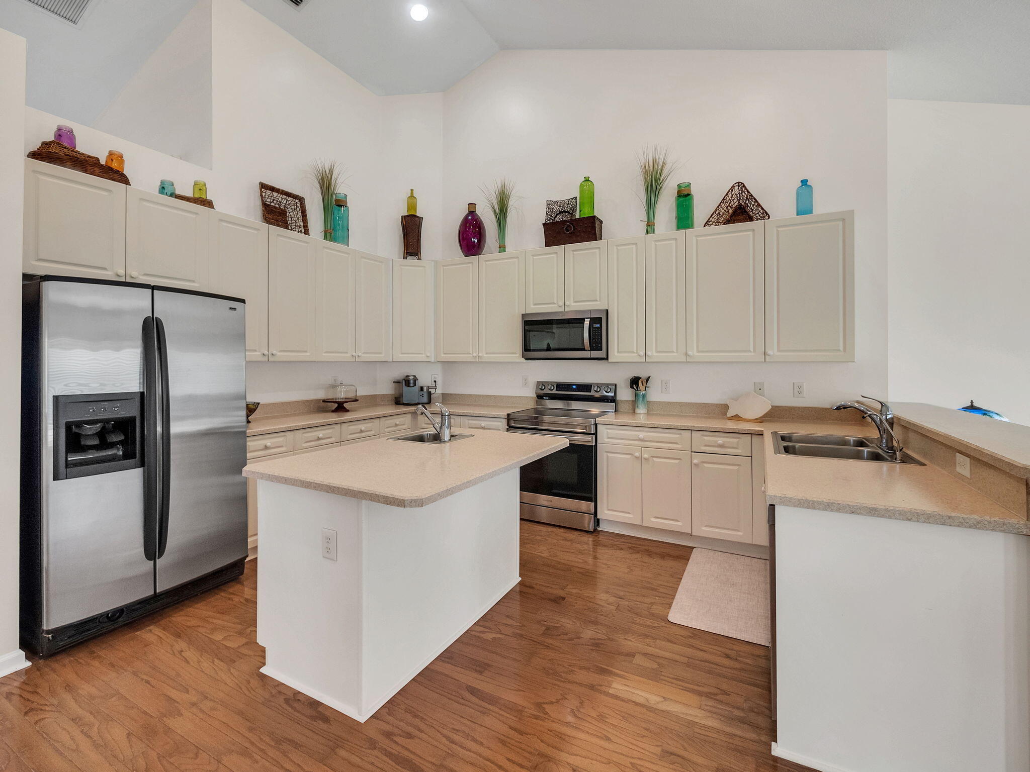 8465 Mandarin Boulevard