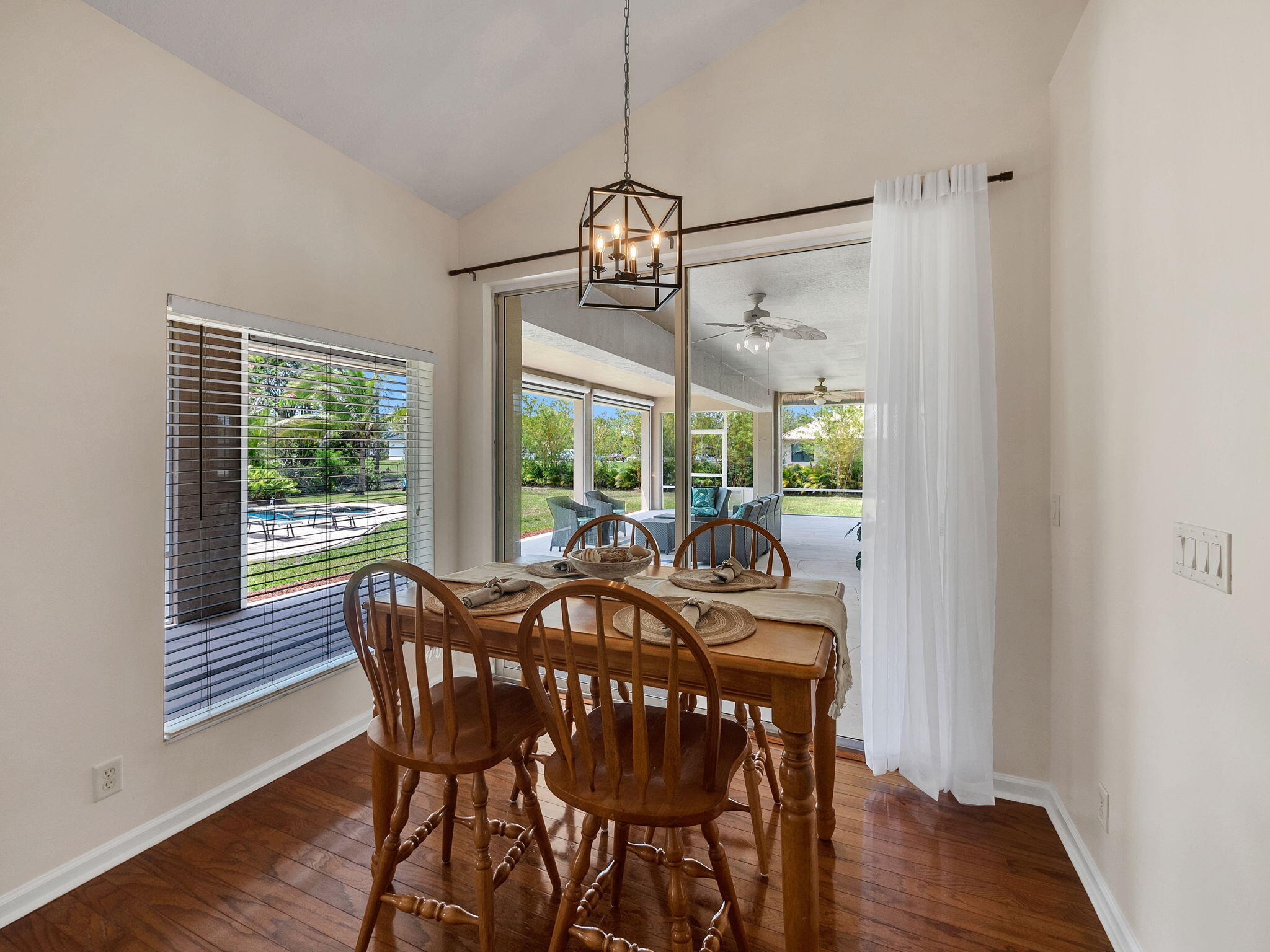 8465 Mandarin Boulevard