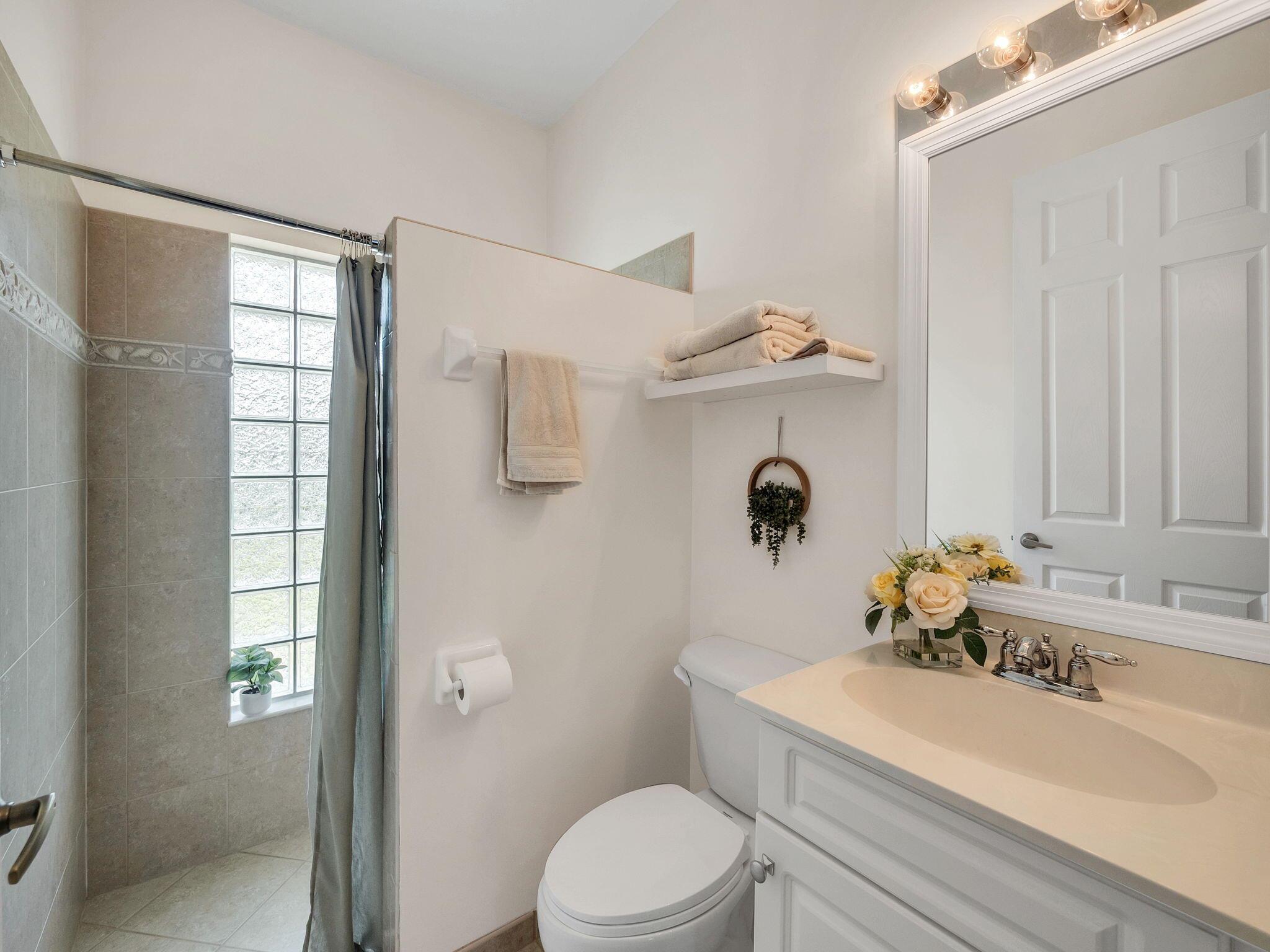 8465 Mandarin Boulevard