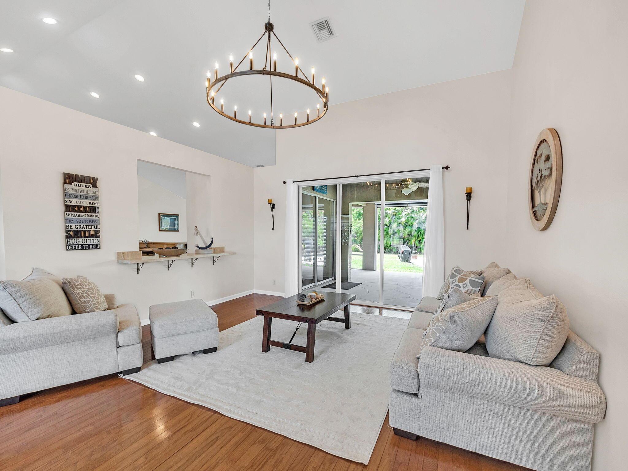 8465 Mandarin Boulevard