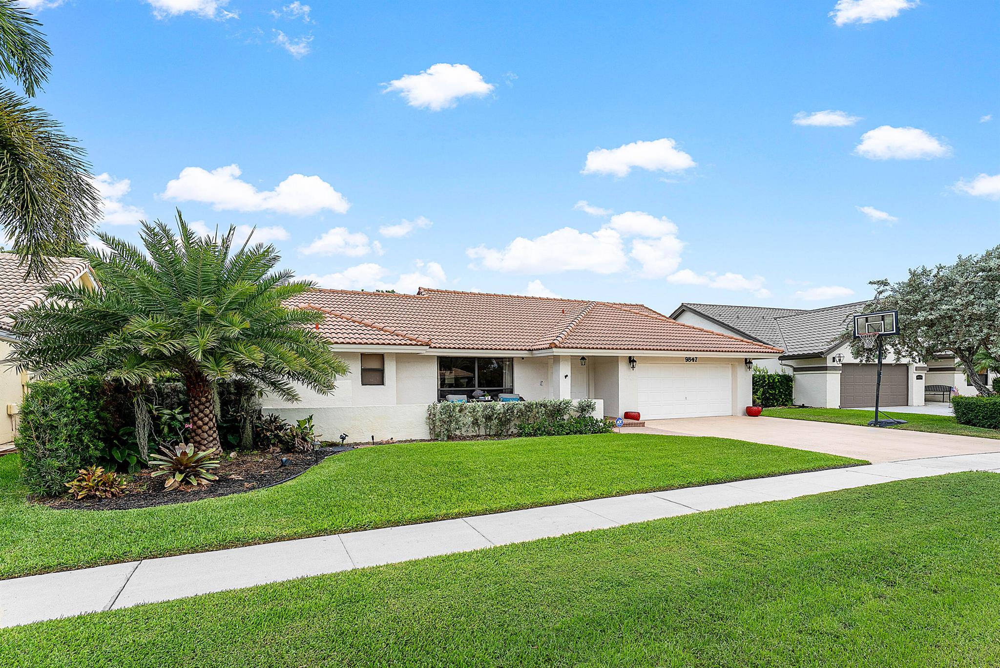 9847 Sun Pointe Drive