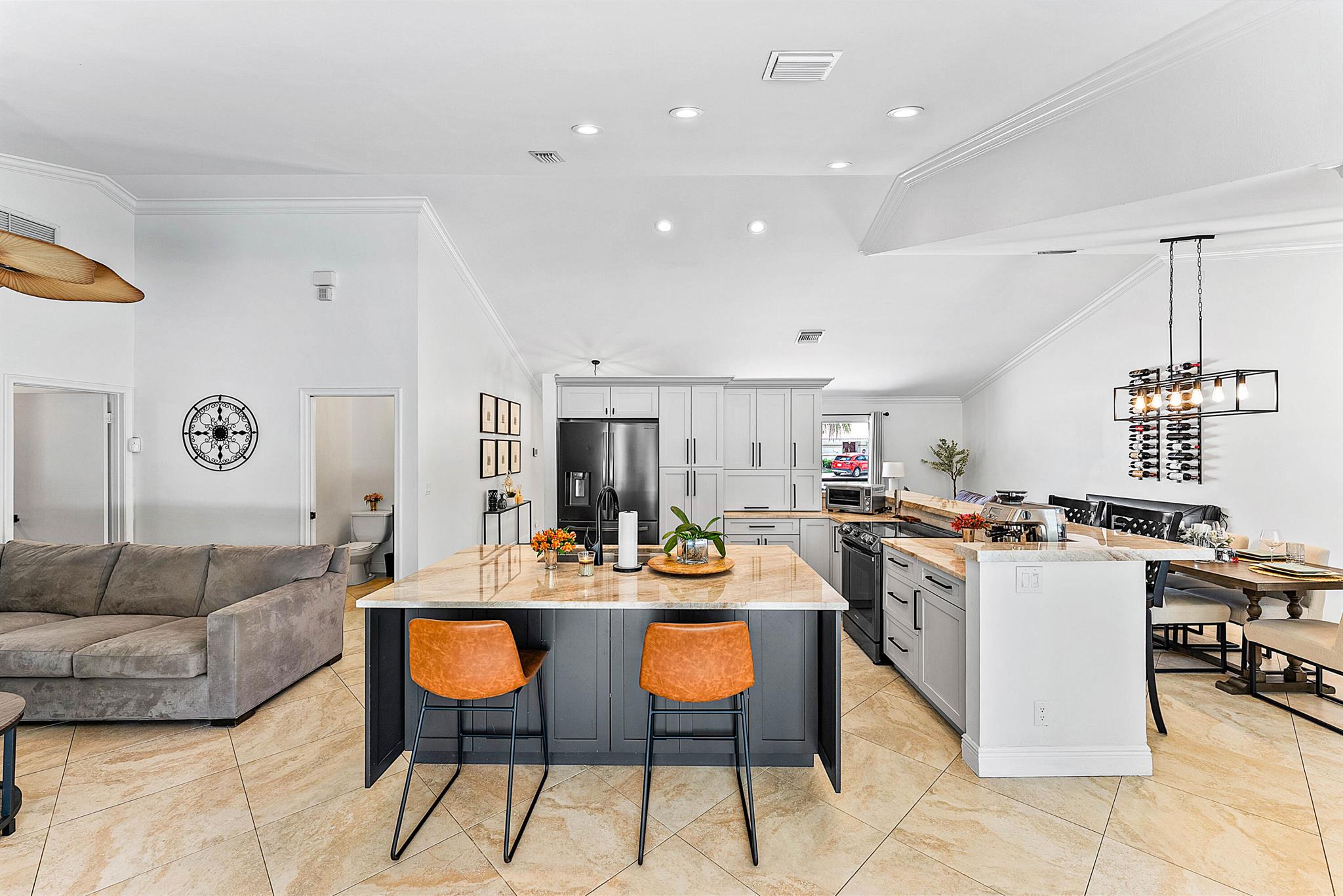 9847 Sun Pointe Drive