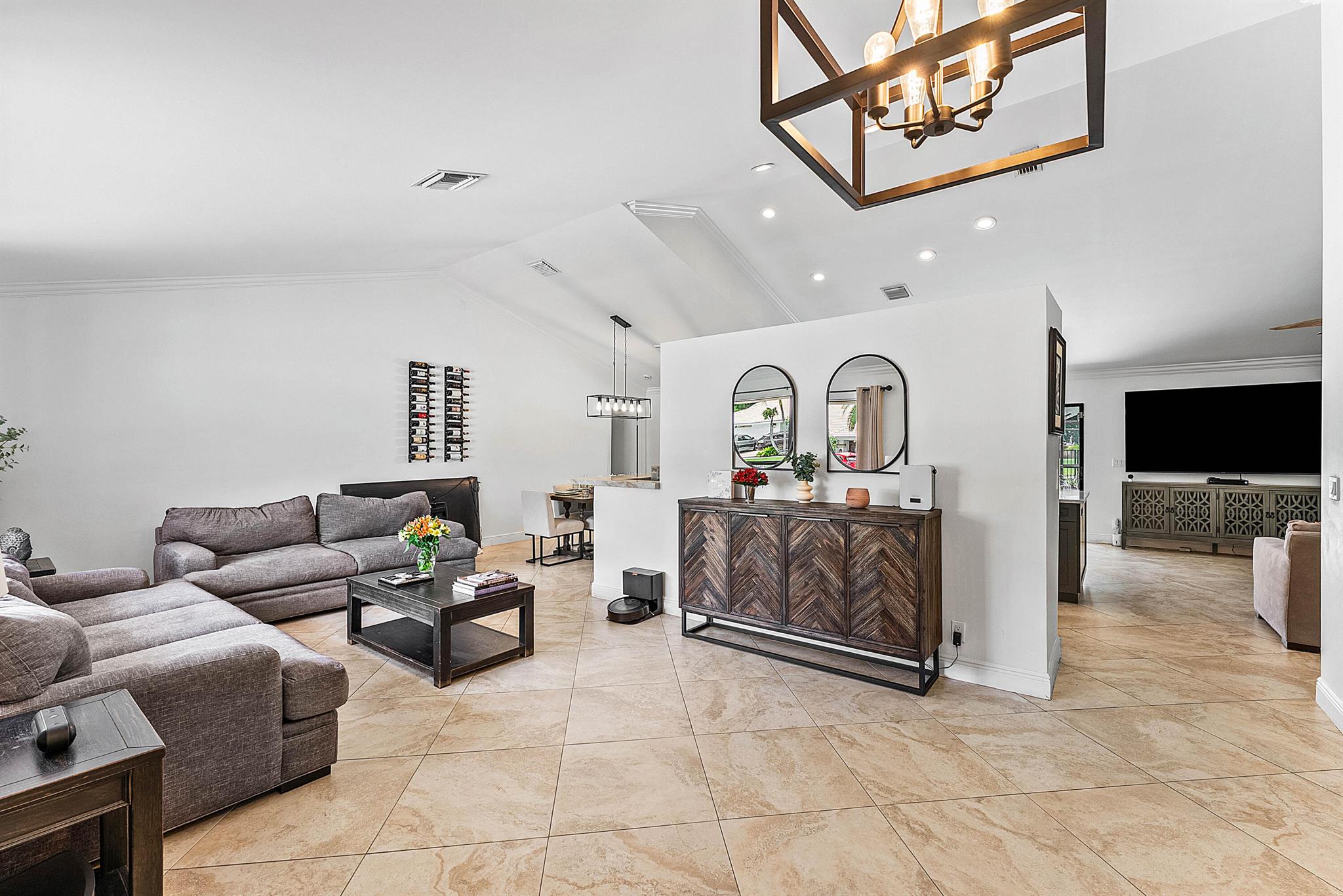 9847 Sun Pointe Drive