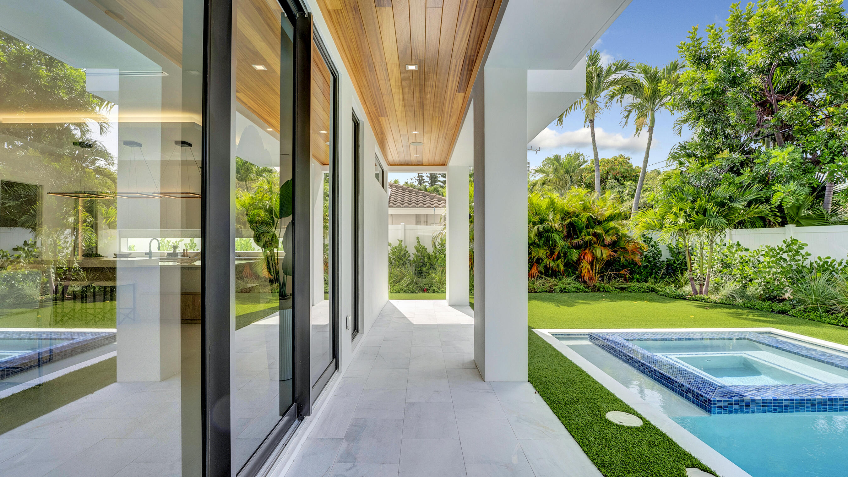 812 Malaga Drive