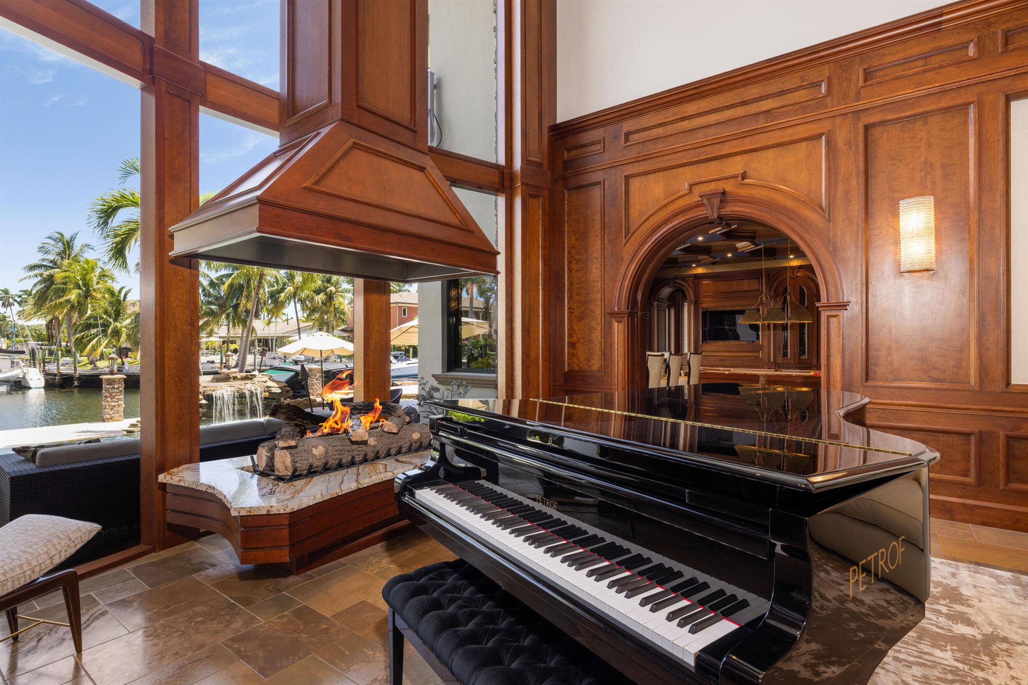 2325 NE 27th Street