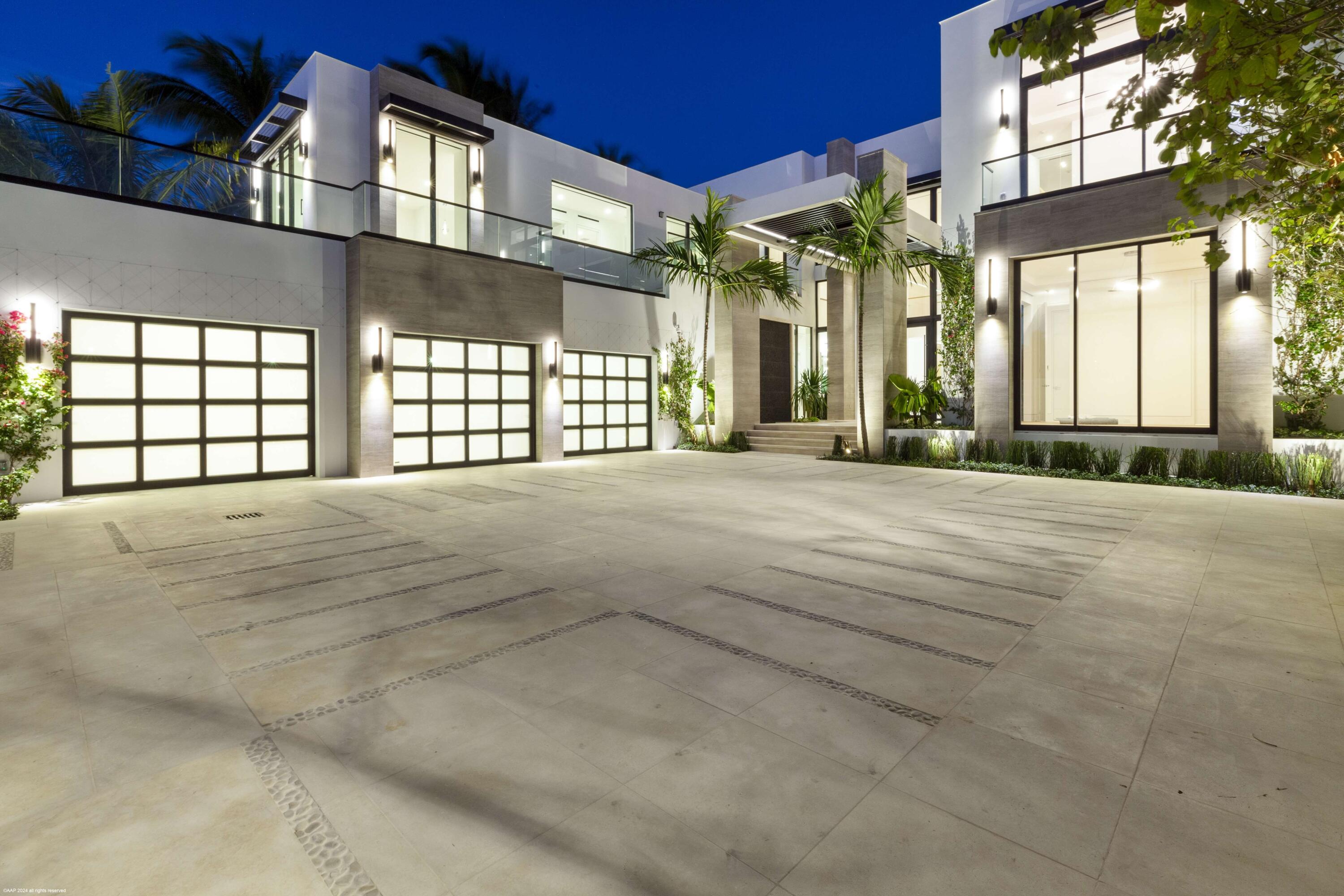 2914 N Flagler Drive