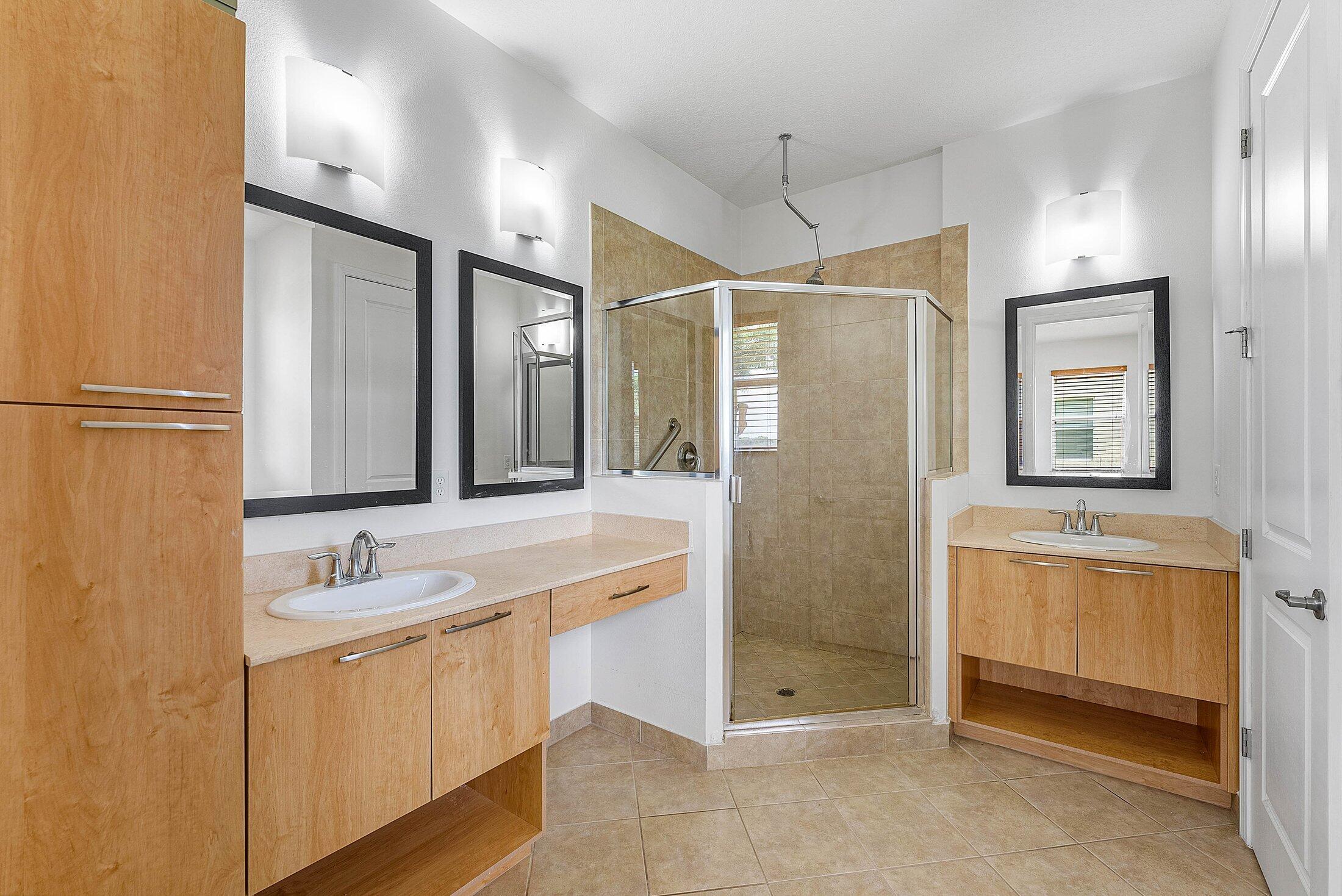 1570 NW 48th Place