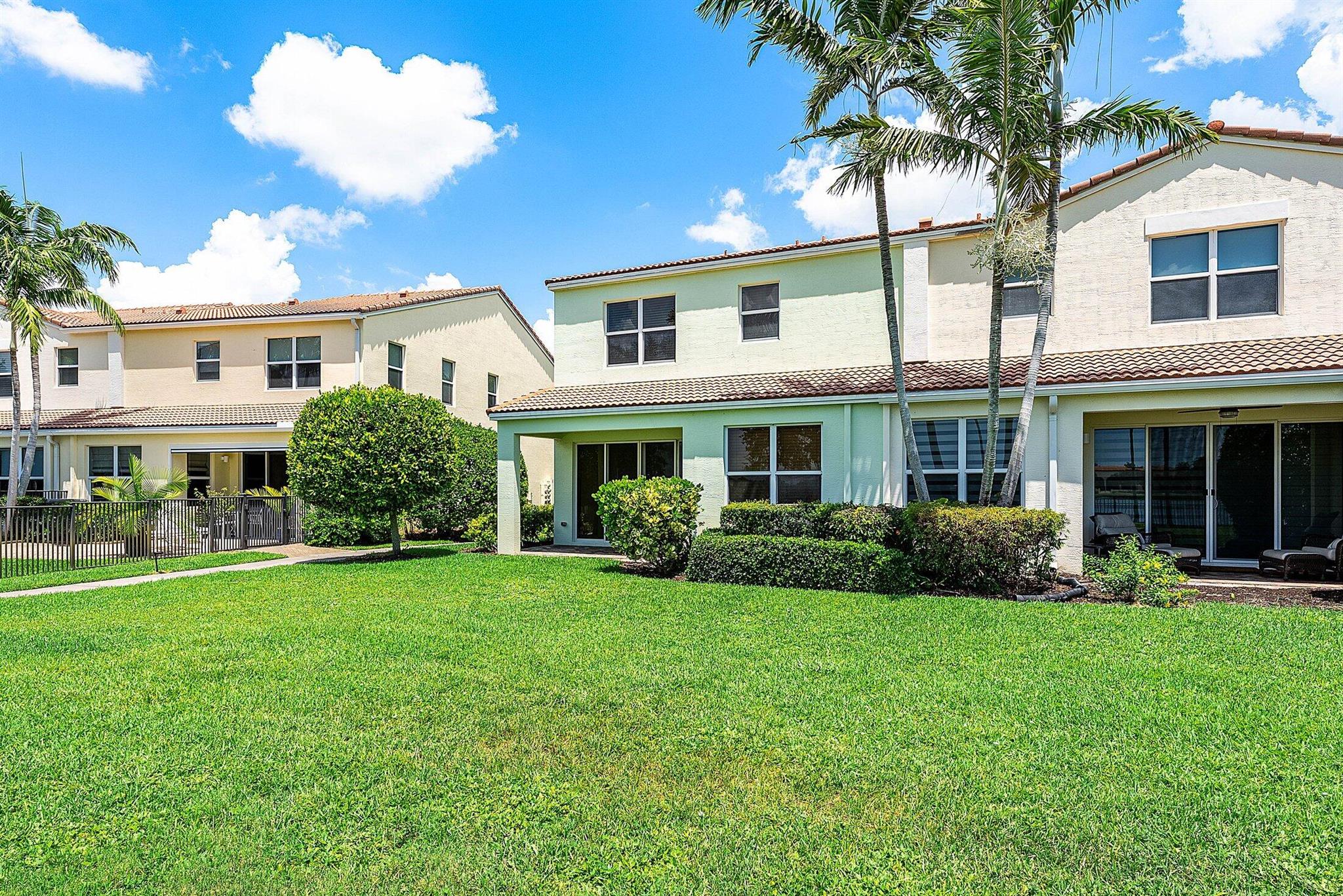 1570 NW 48th Place