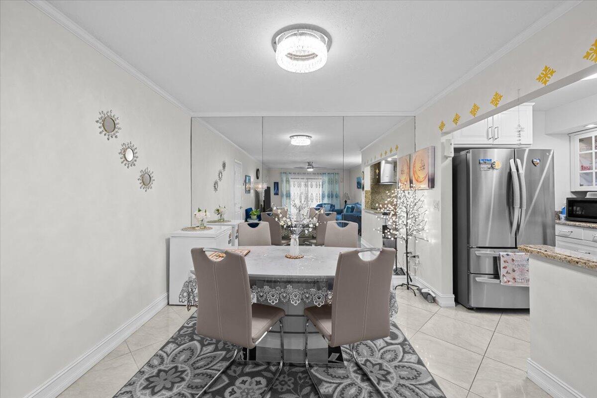 9845 Pineapple Tree Drive 108