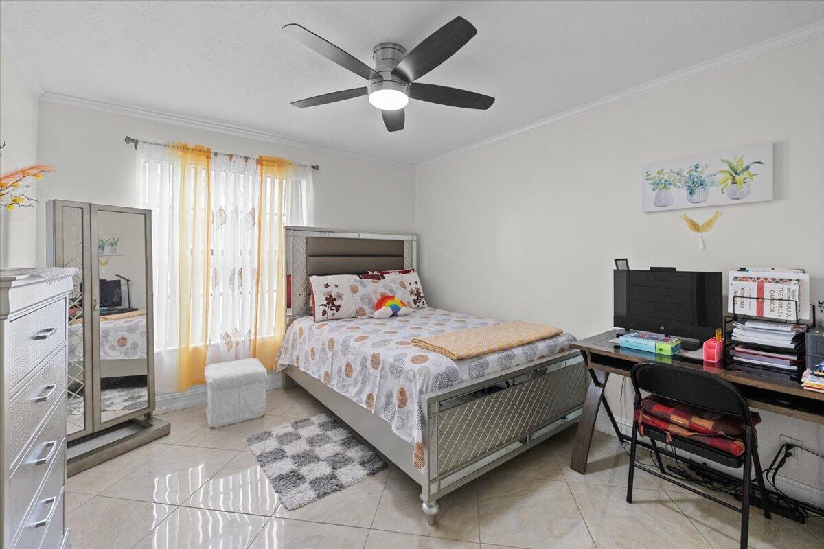 9845 Pineapple Tree Drive 108