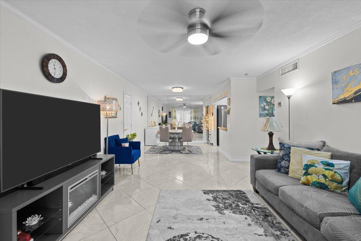 9845 Pineapple Tree Drive 108