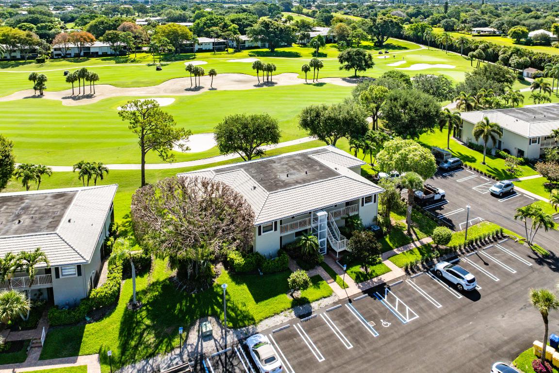 6 Stratford Drive E D