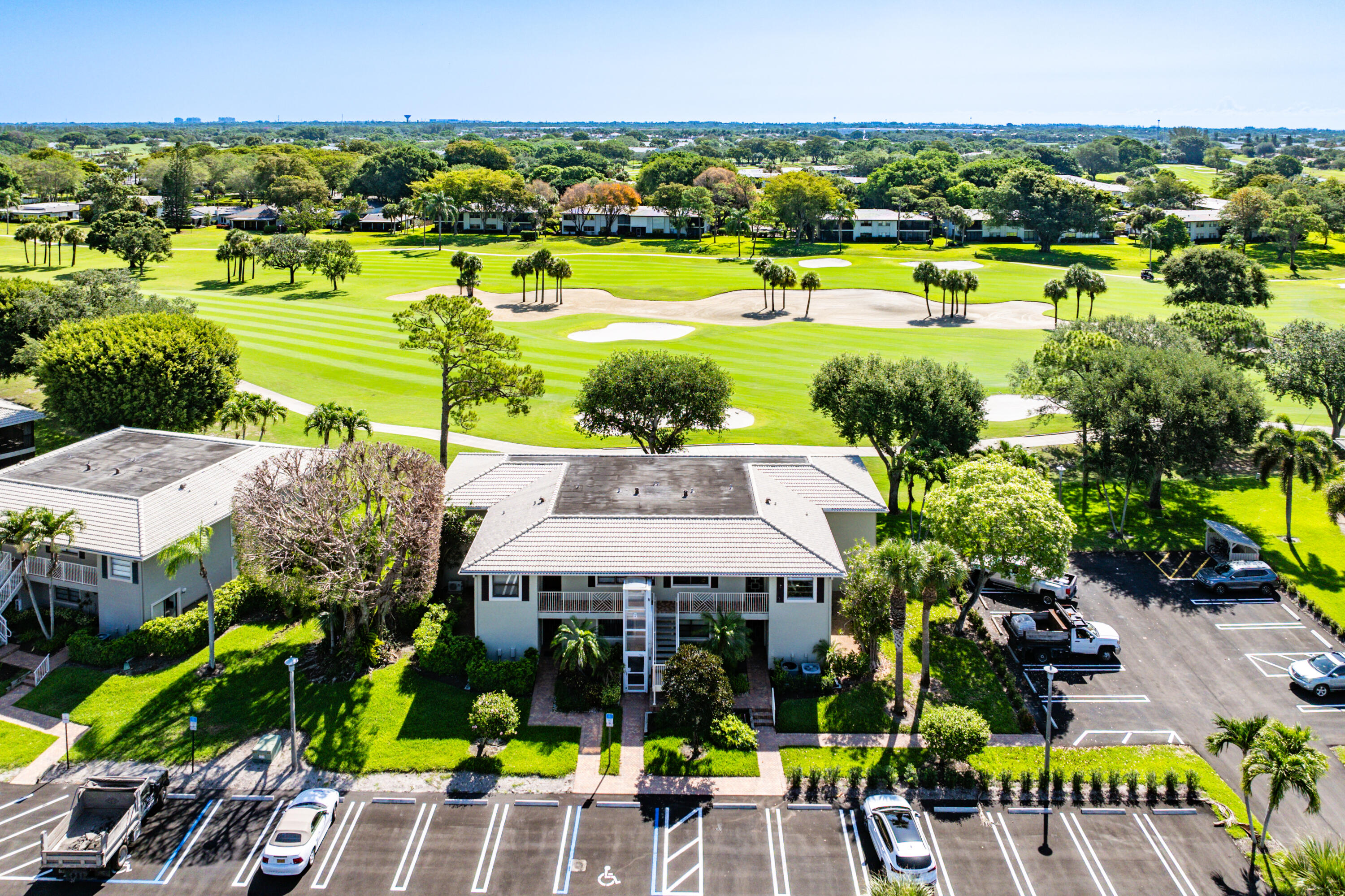 6 Stratford Drive E D