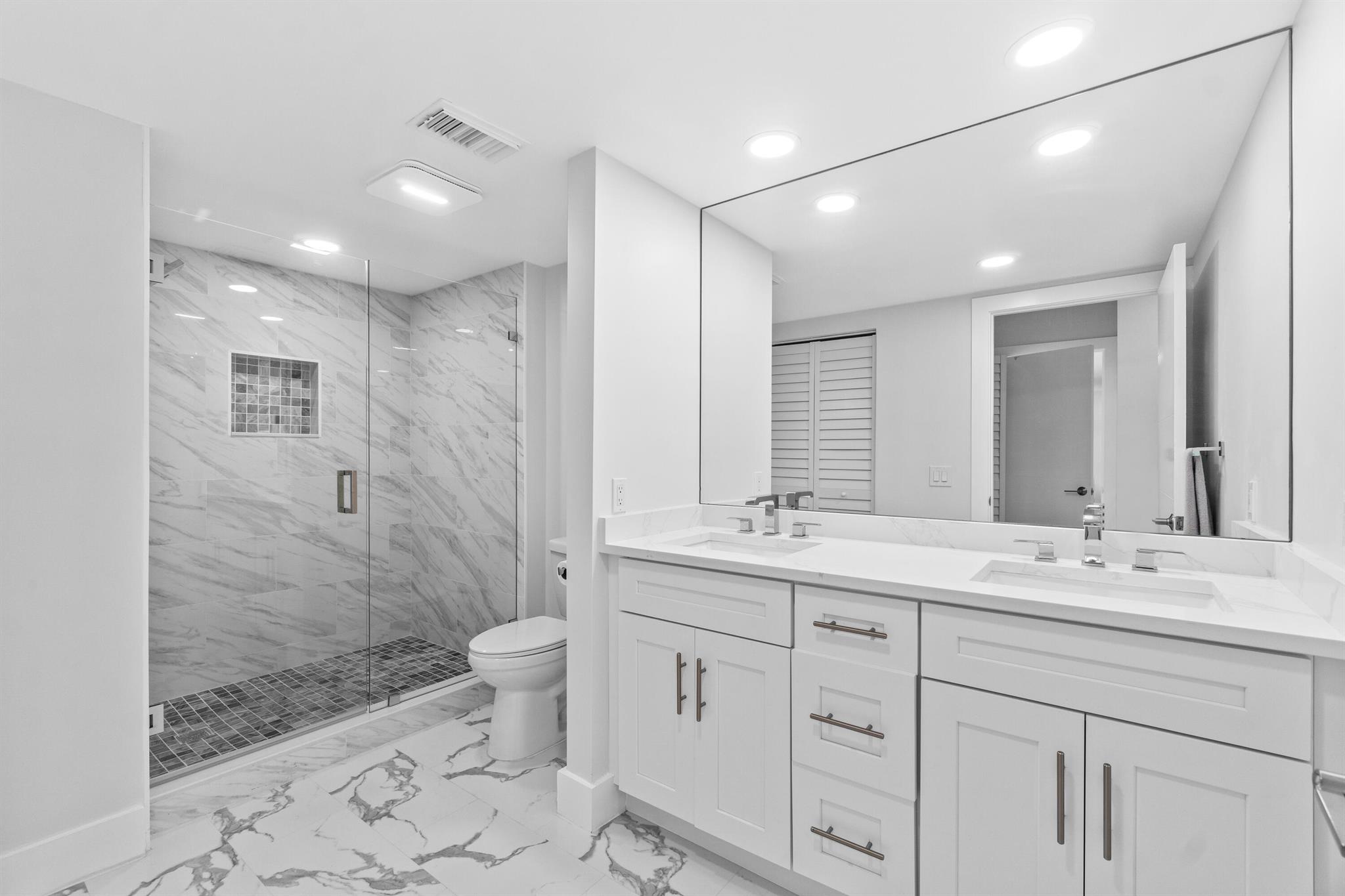 6 Stratford Drive E D