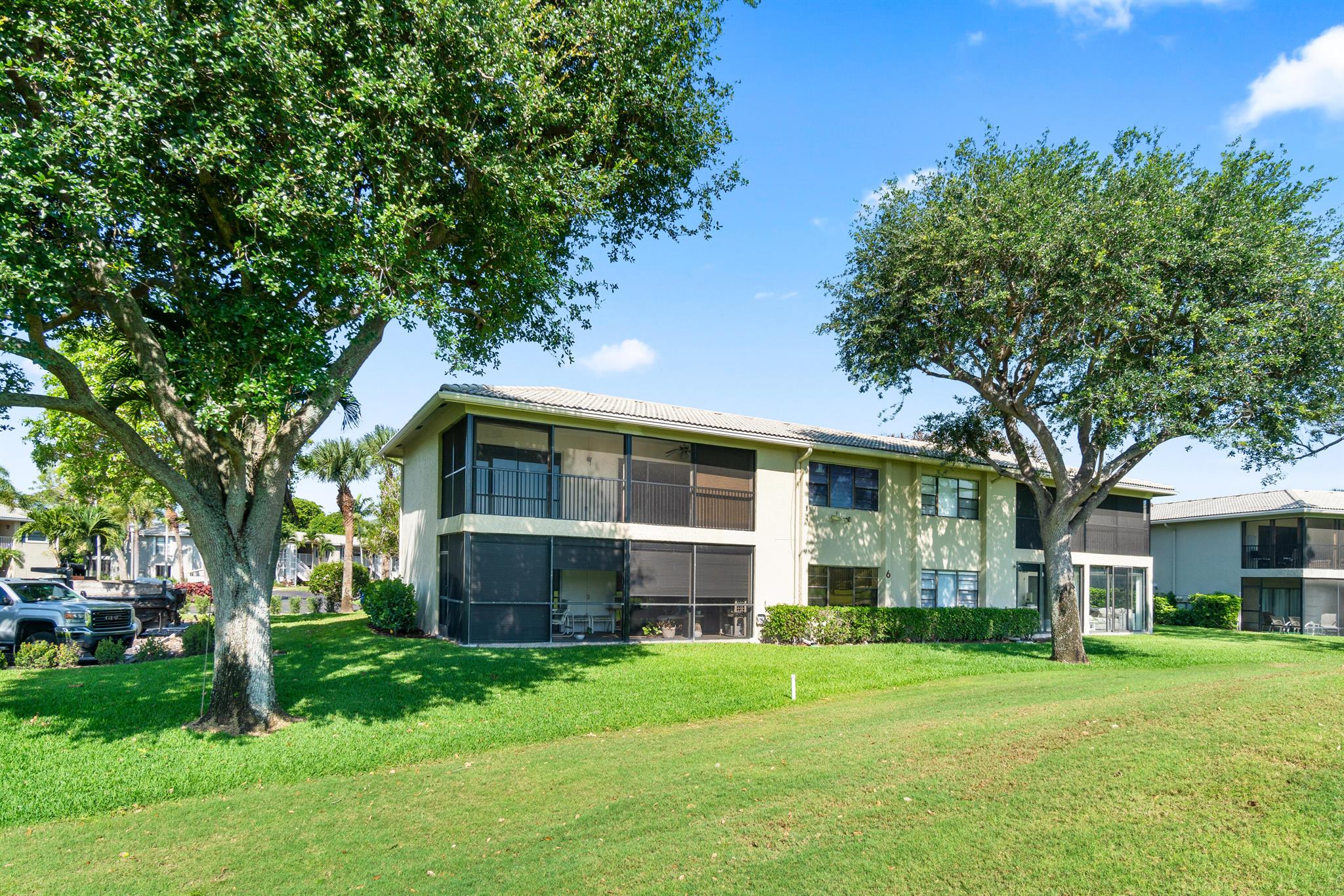 6 Stratford Drive E D