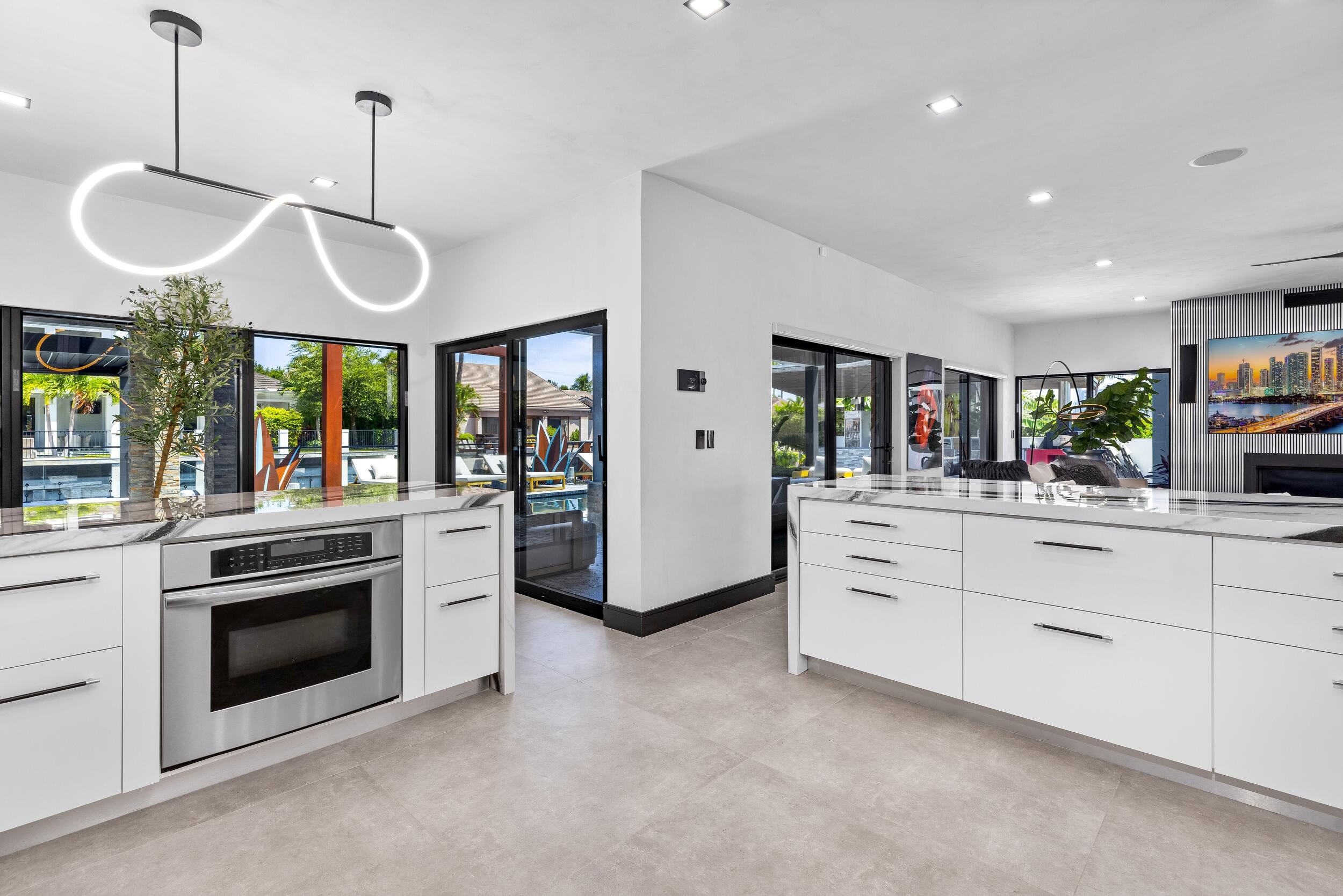 839 NE Bay Isle Drive