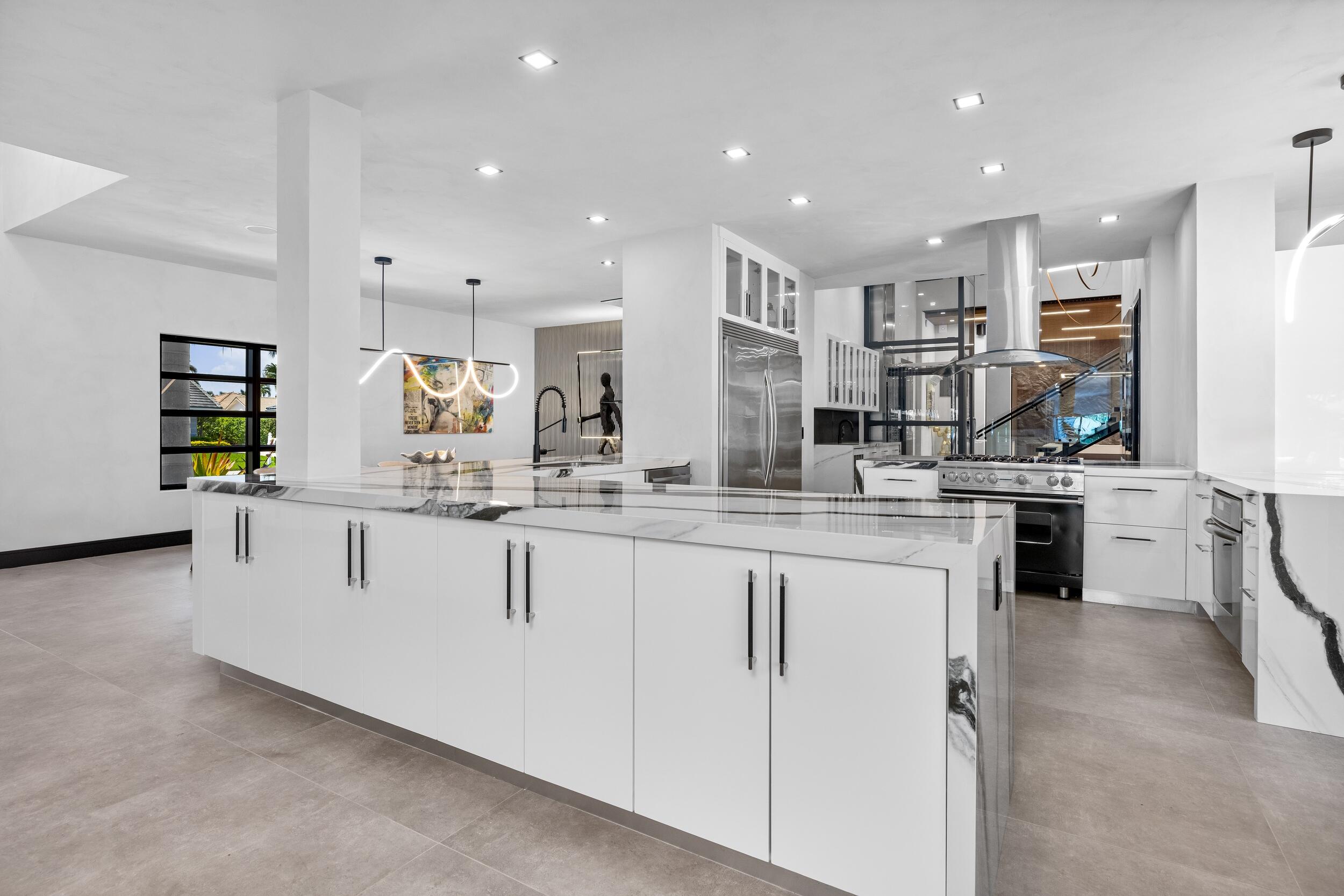 839 NE Bay Isle Drive