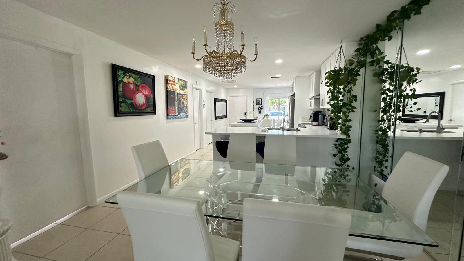 5778 Phoenix Palm Court C