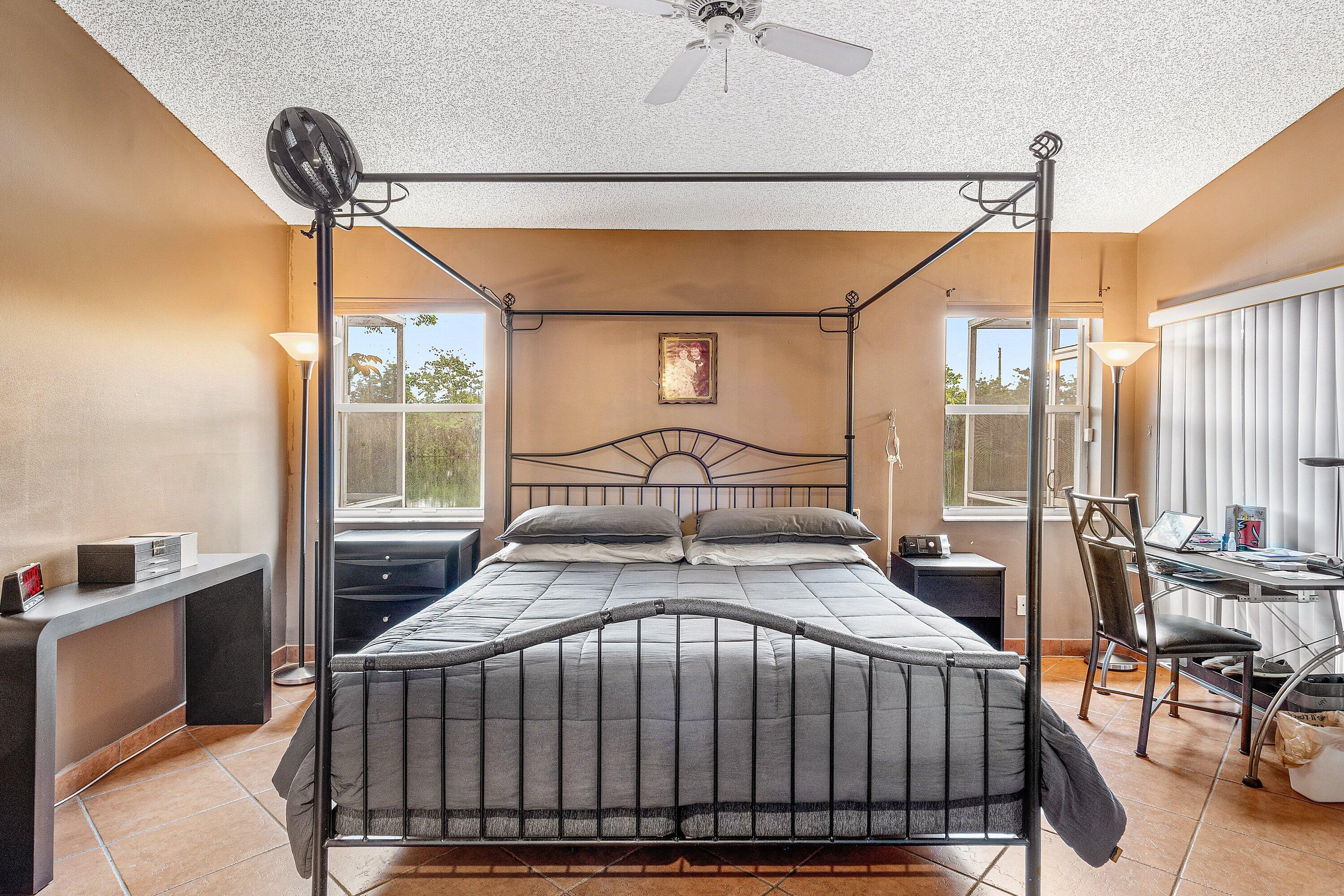 18470 Via Di Sorrento