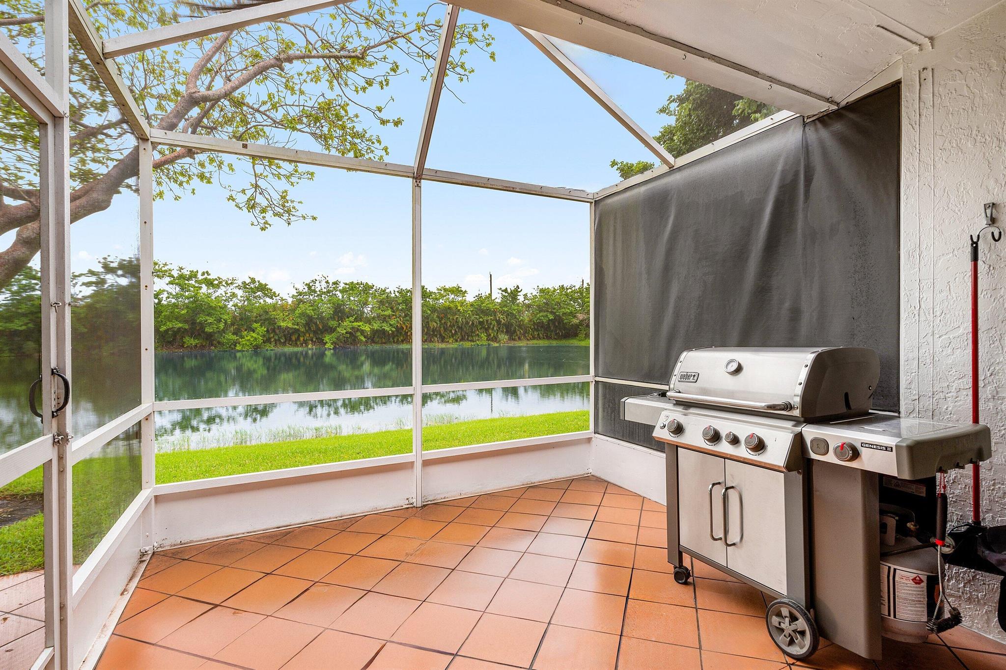 18470 Via Di Sorrento