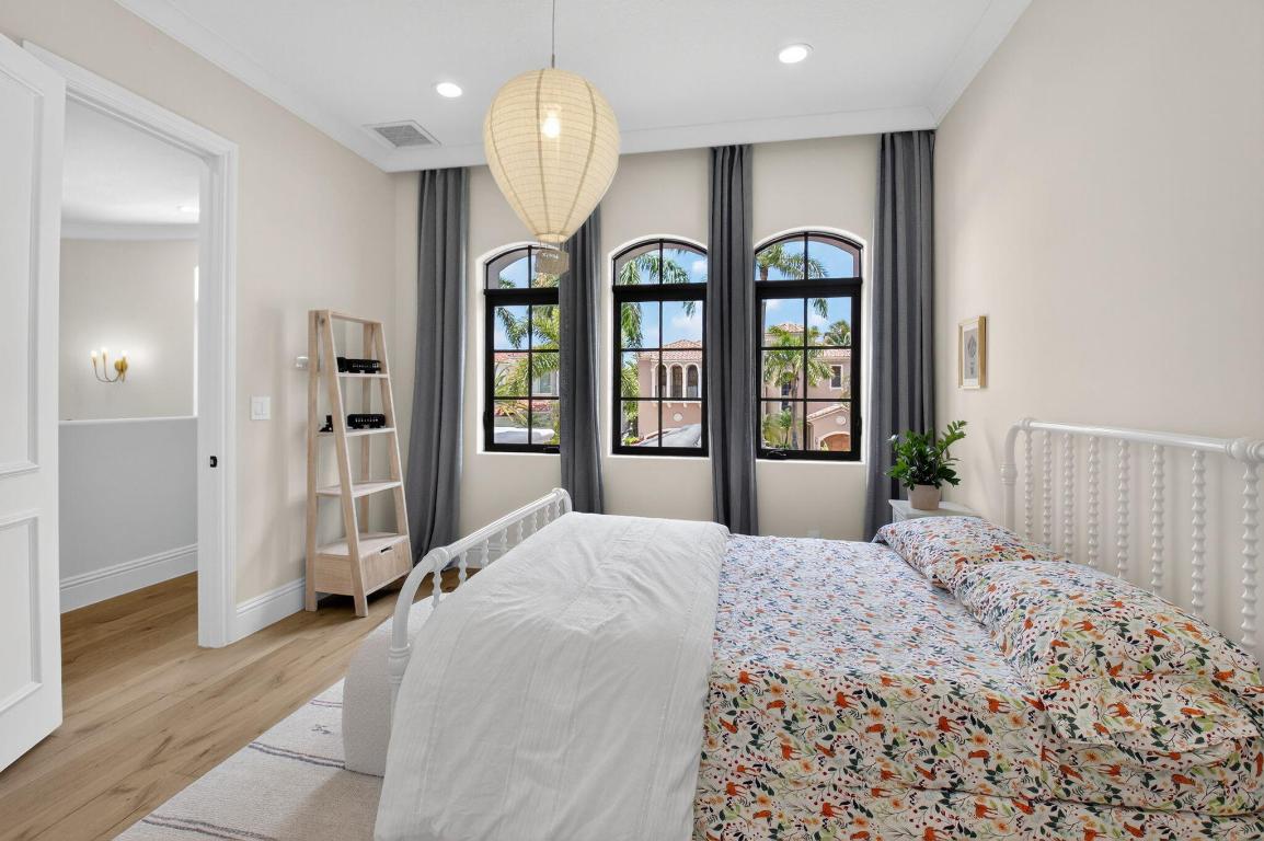 17865 Monte Vista Drive