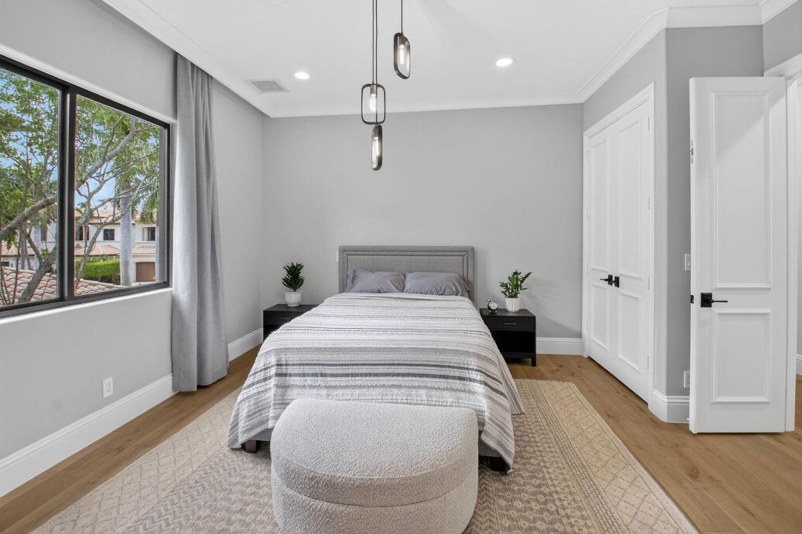 17865 Monte Vista Drive