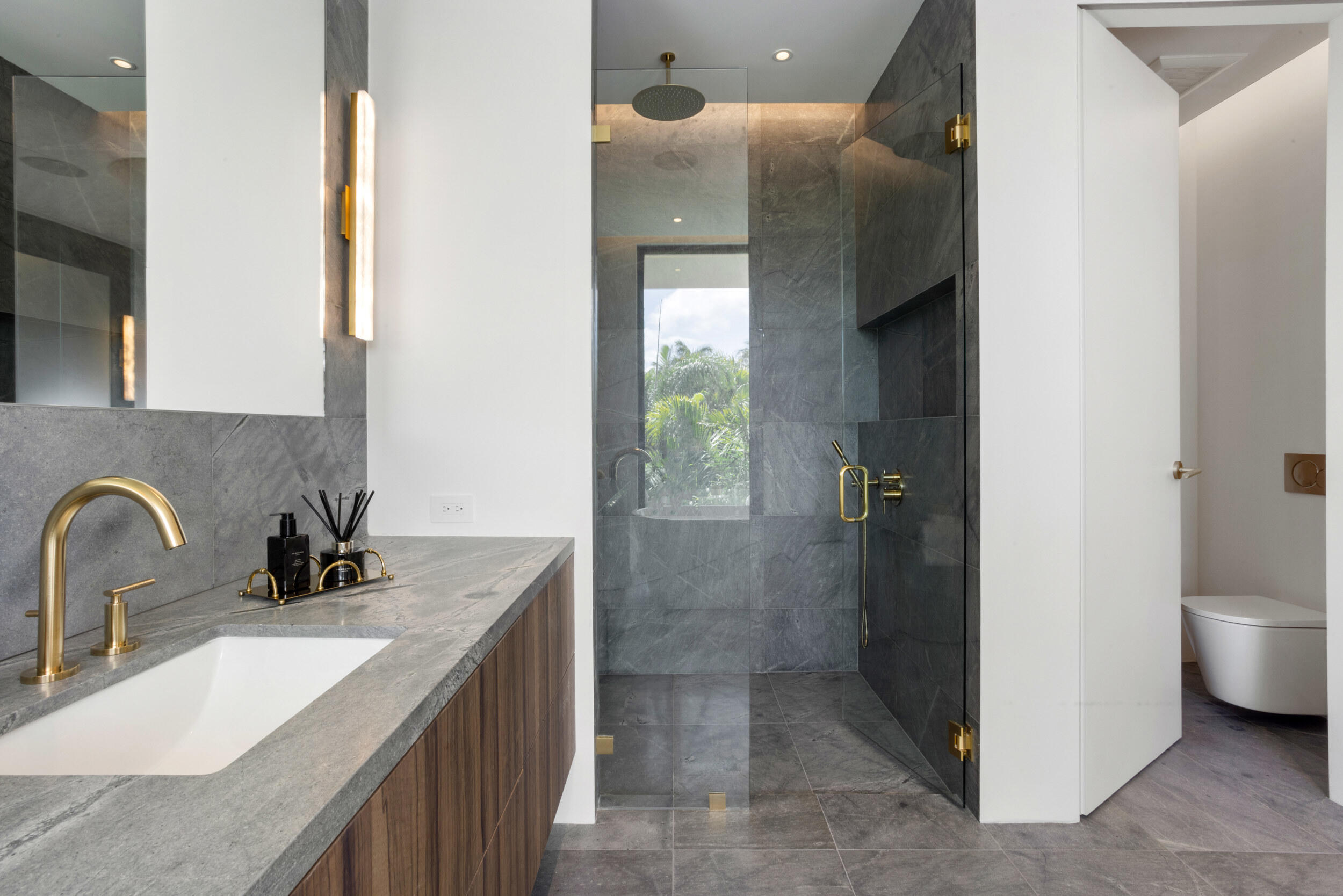 1252 George Bush Boulevard