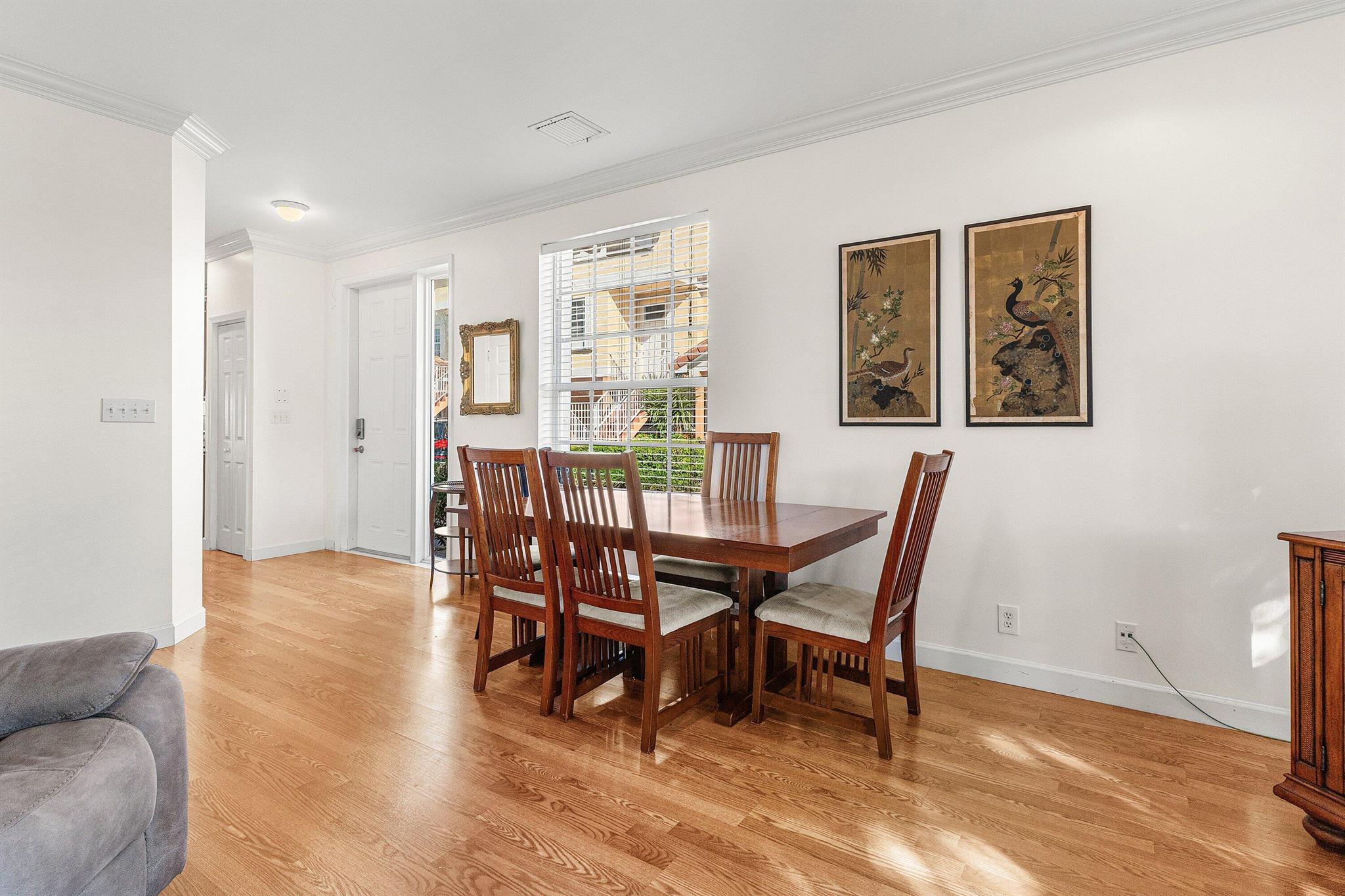 1998 NE 7th Street 101