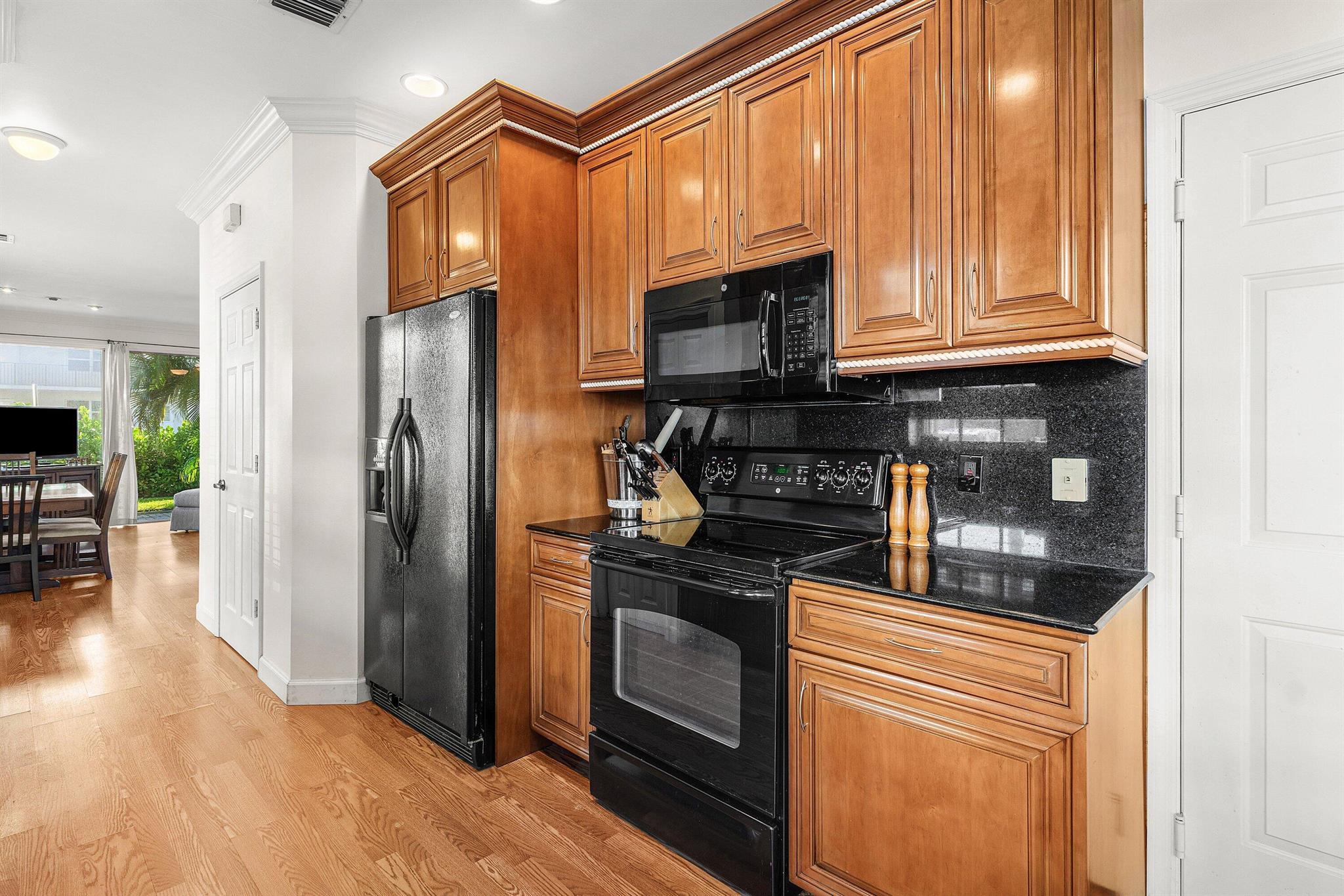 1998 NE 7th Street 101