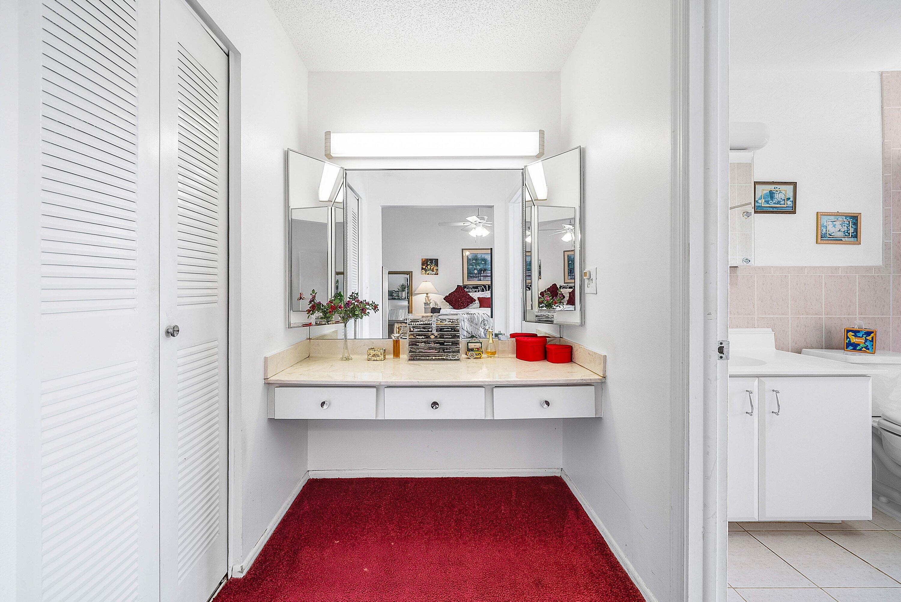 9767 Richmond Circle