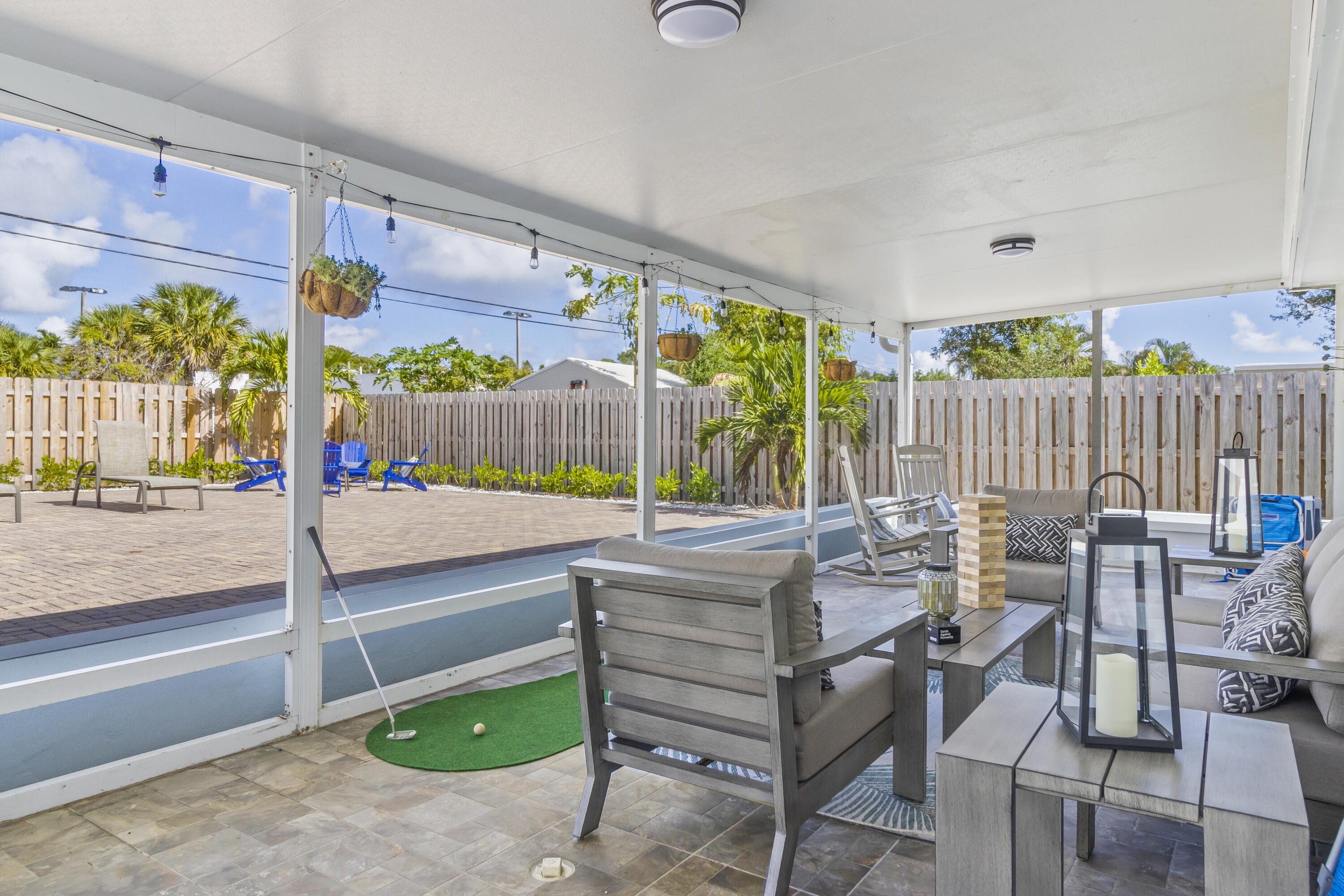 215 NE 17th Street