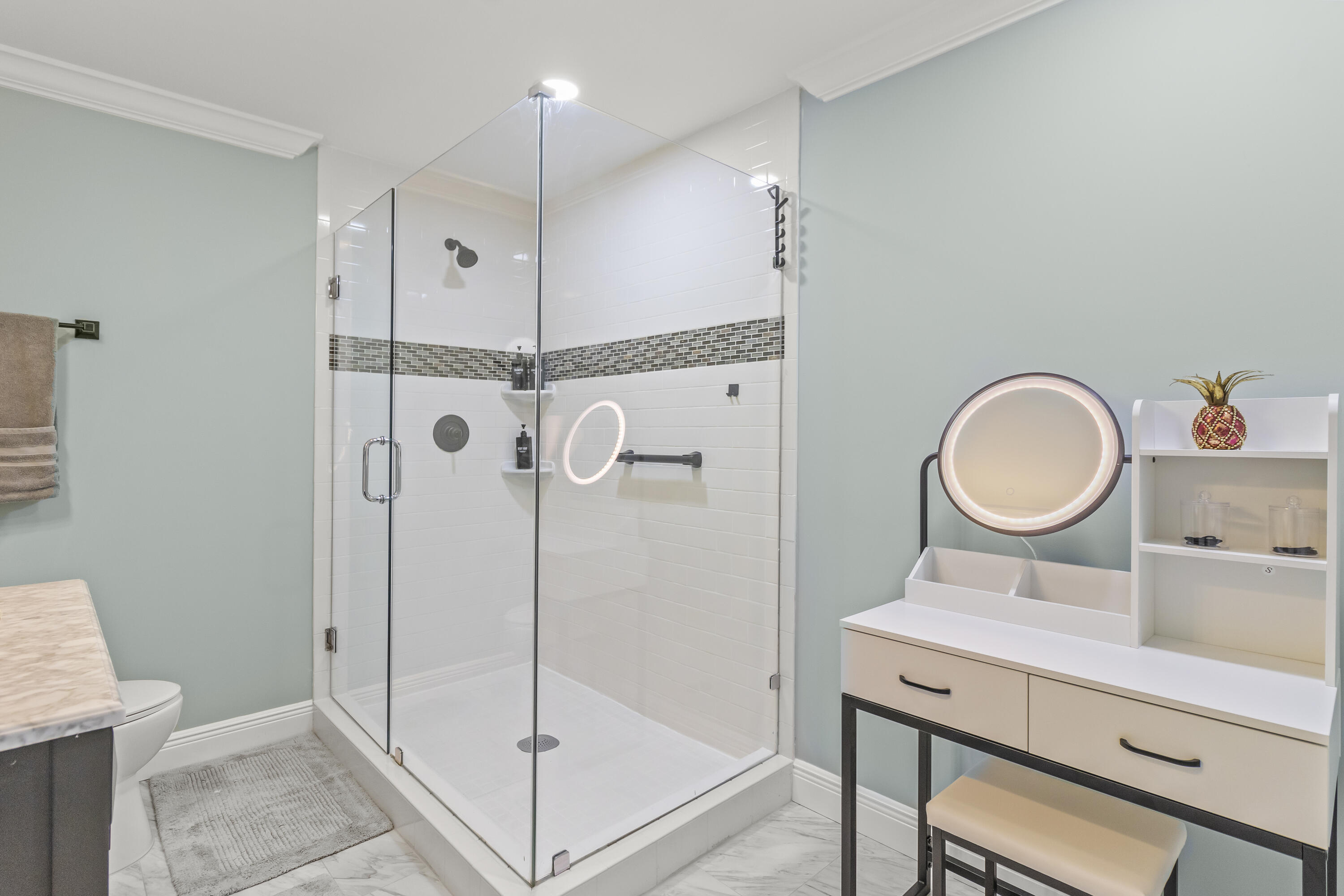 215 NE 17th Street