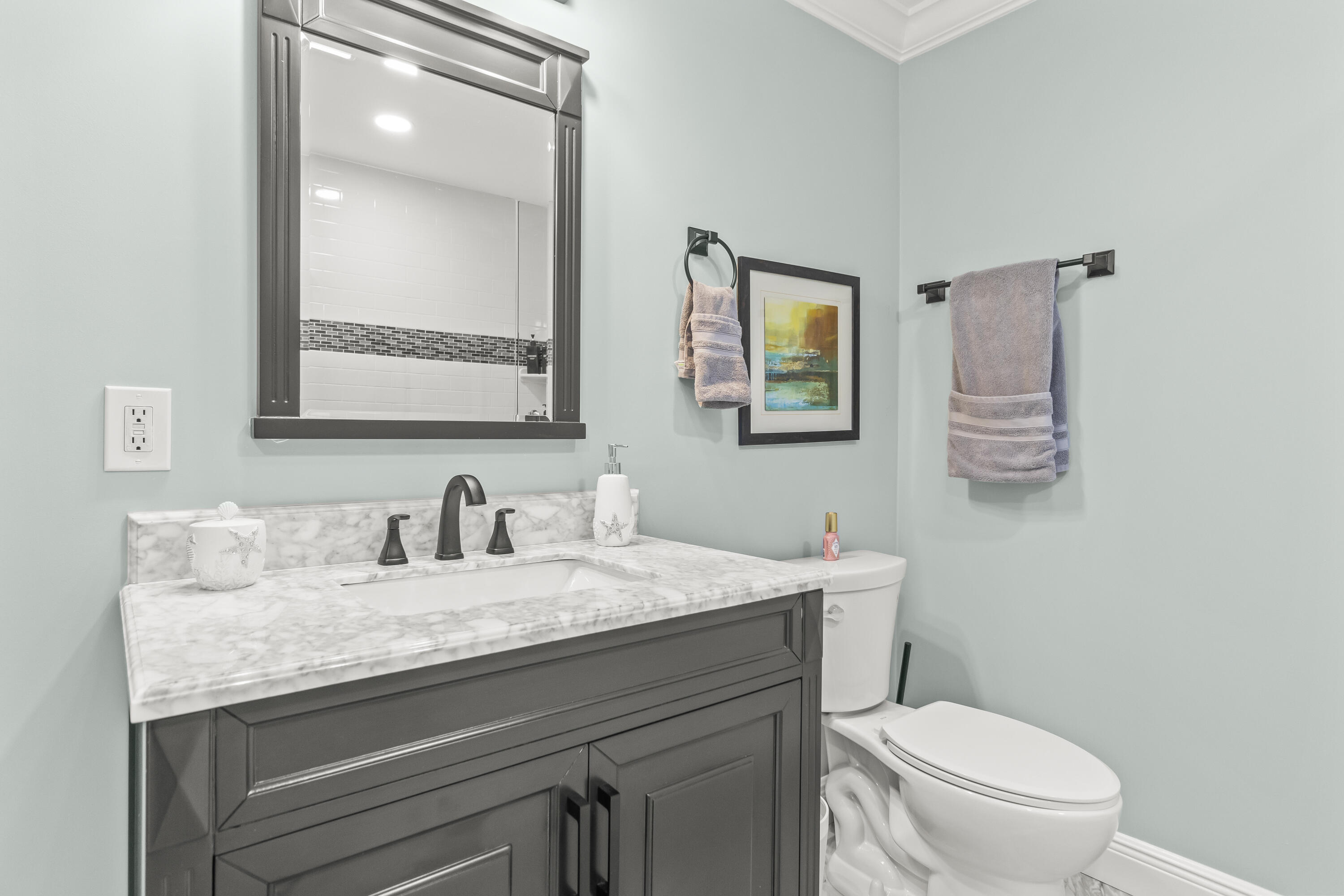 215 NE 17th Street