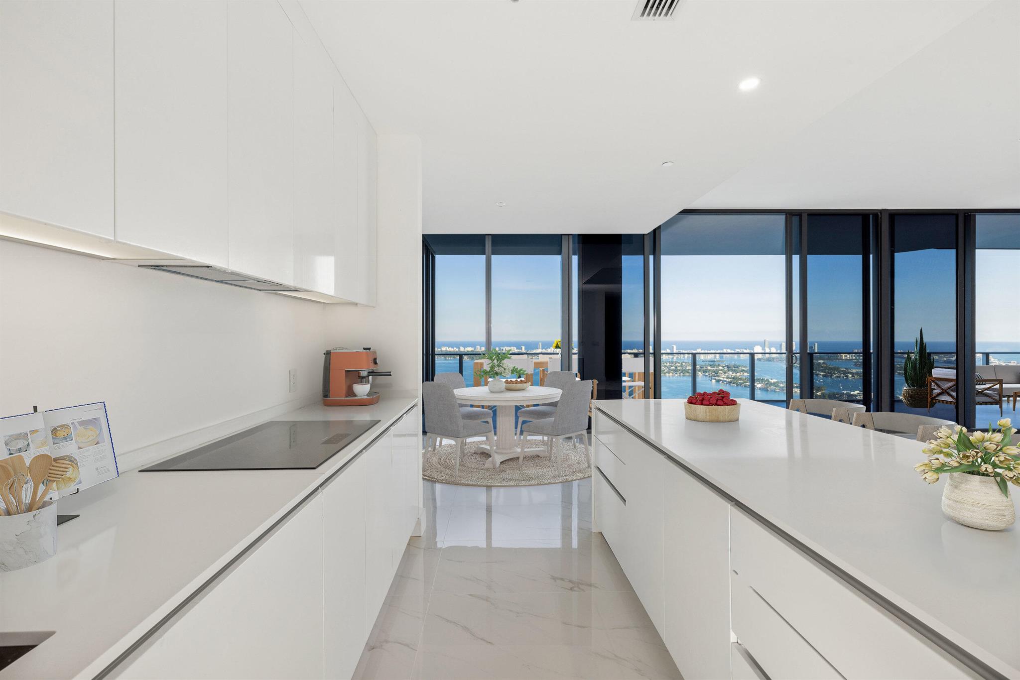 700 NE 24th Street Ph-6003