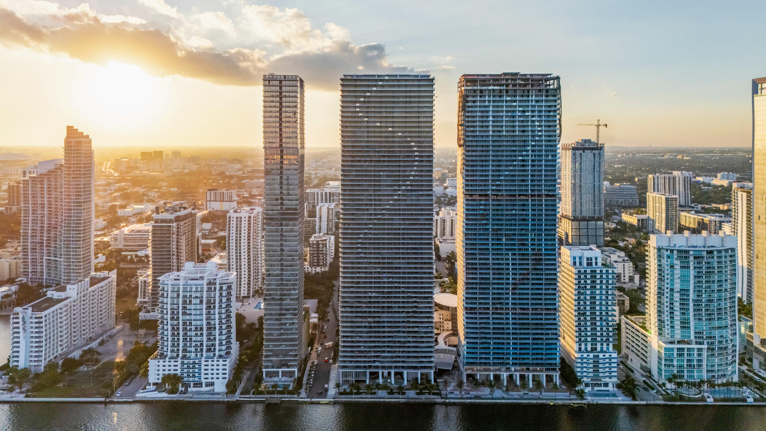 700 NE 24th Street Ph-6003