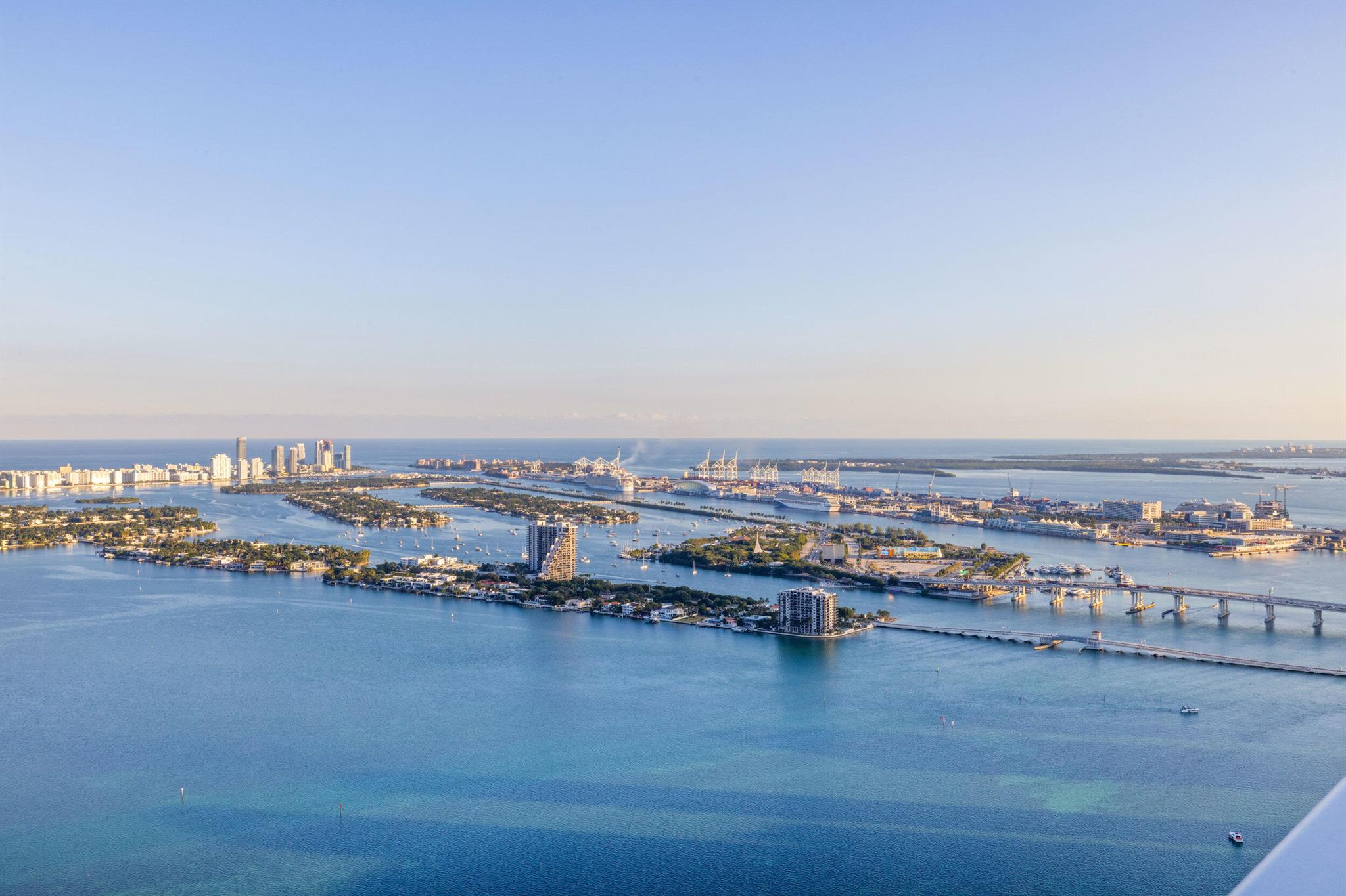 700 NE 24th Street Ph-6003