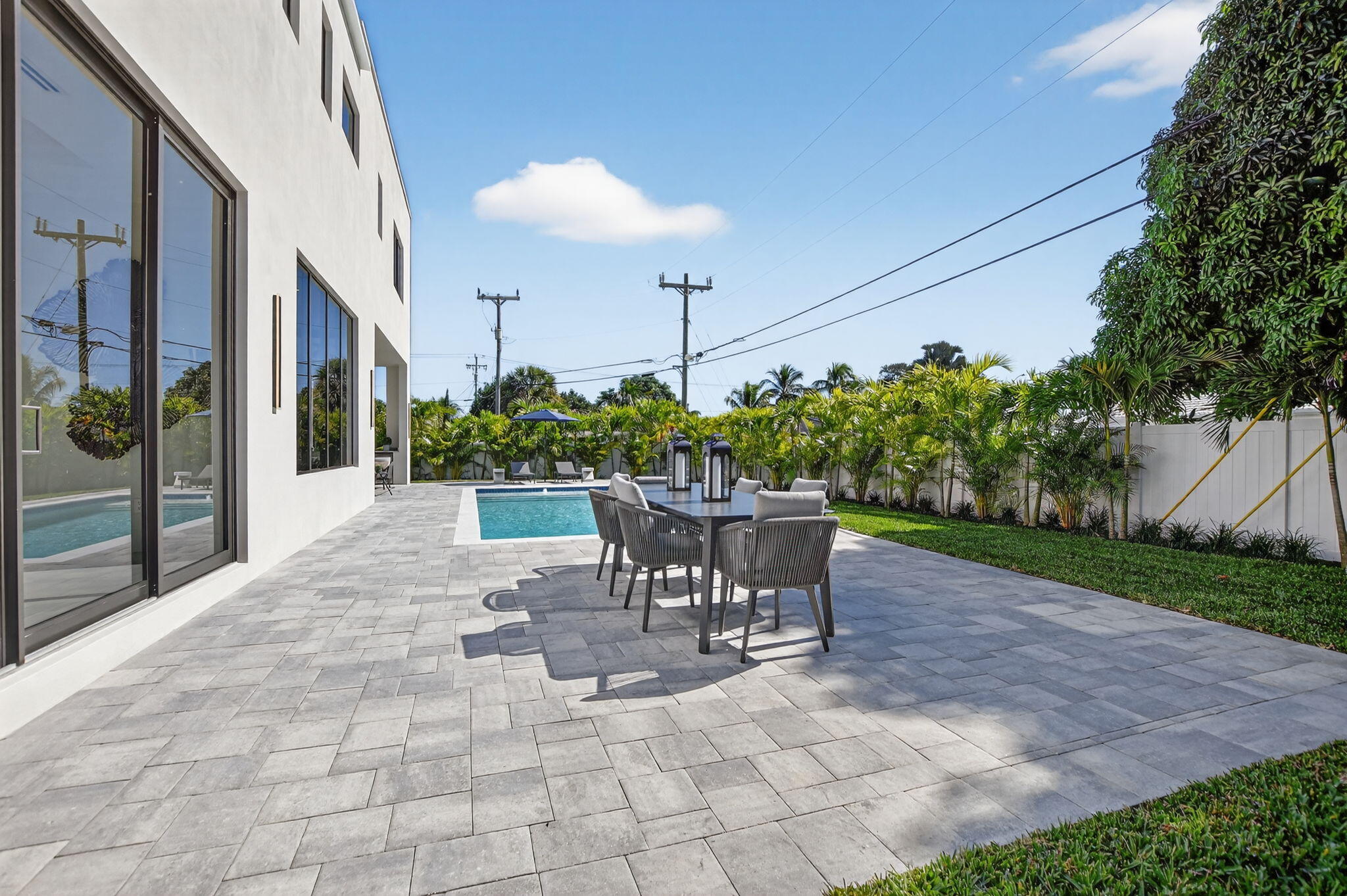 1224 SW 13 Street