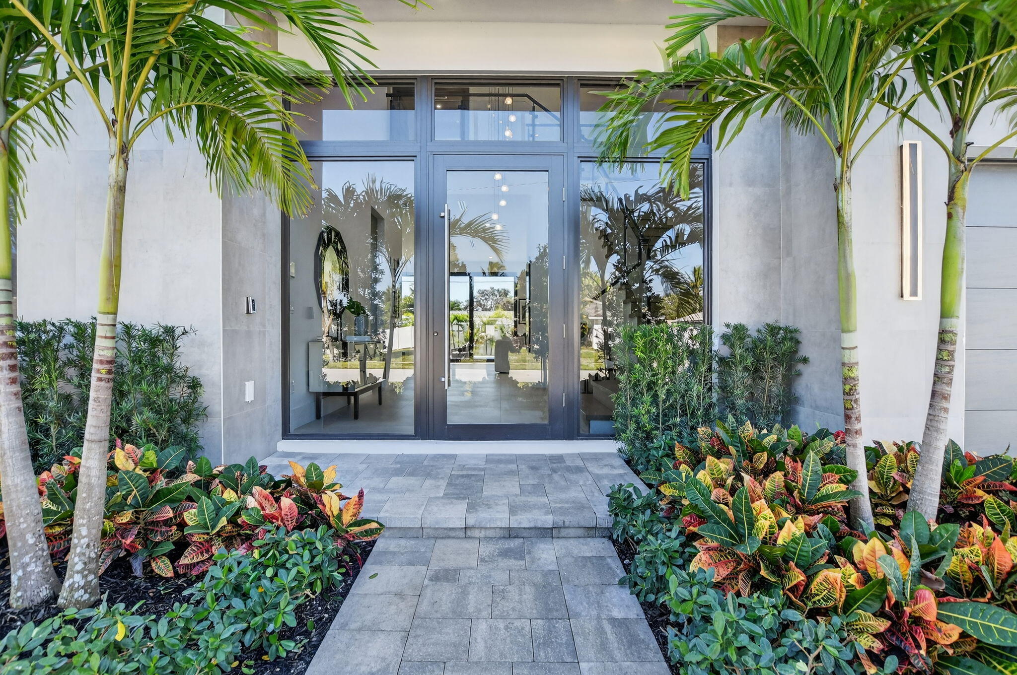 1224 SW 13 Street