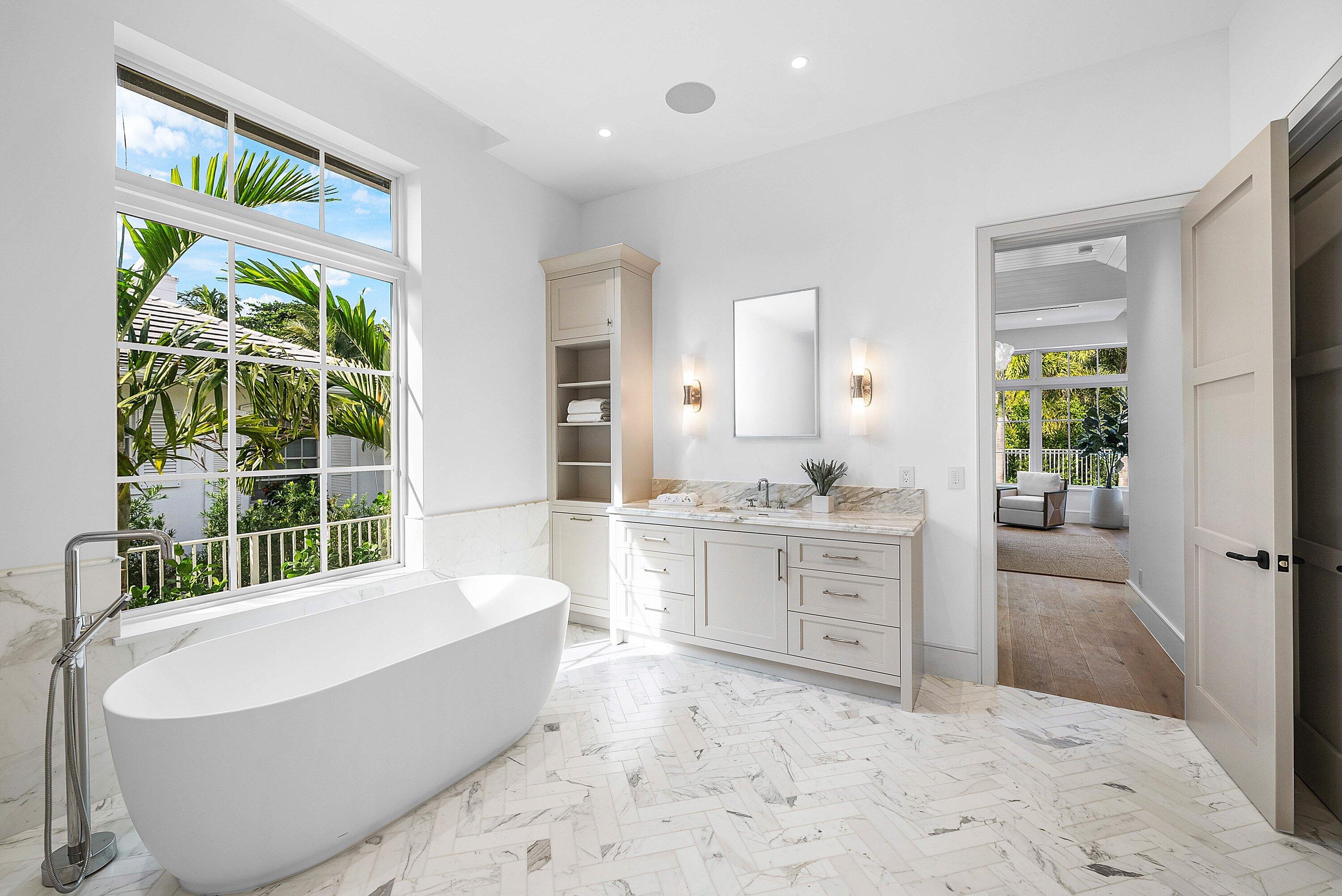 1105 Harbor Drive