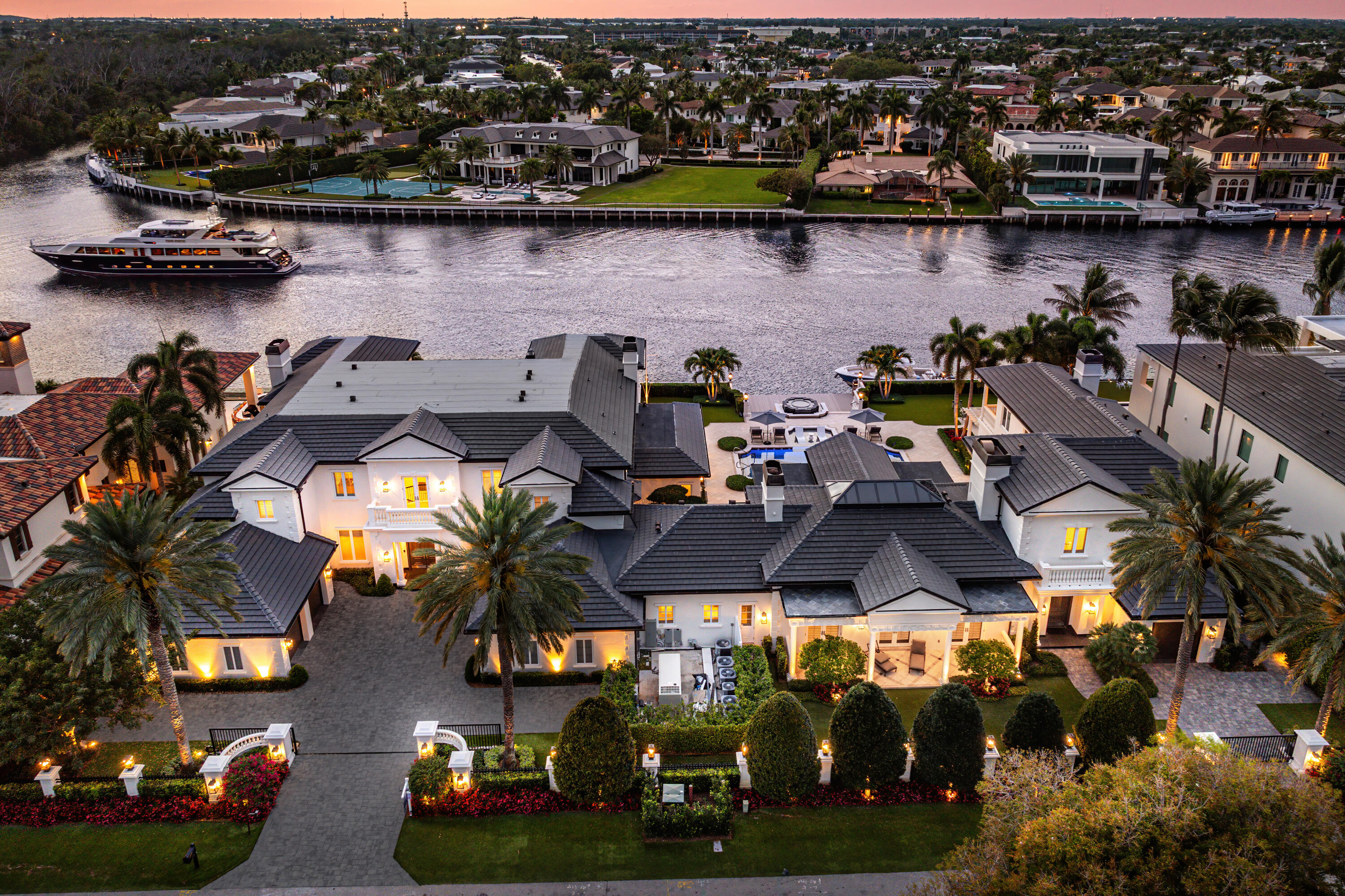 2989 Spanish River Road
