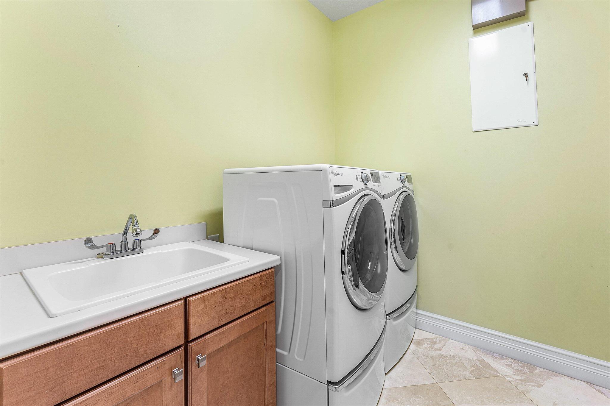 16631 Chesapeake Bay Court