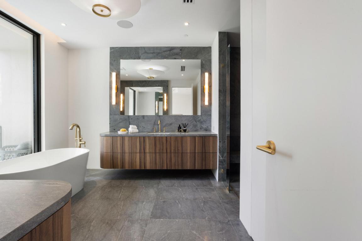 1246 George Bush Boulevard