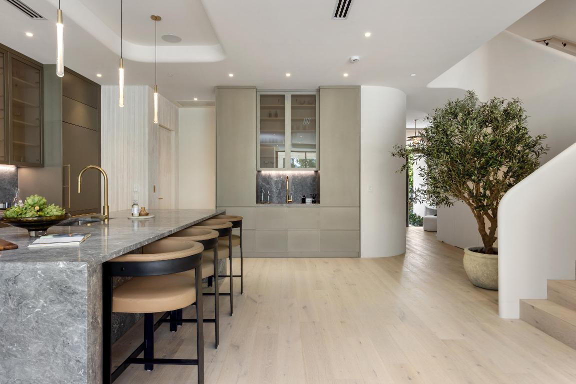 1246 George Bush Boulevard