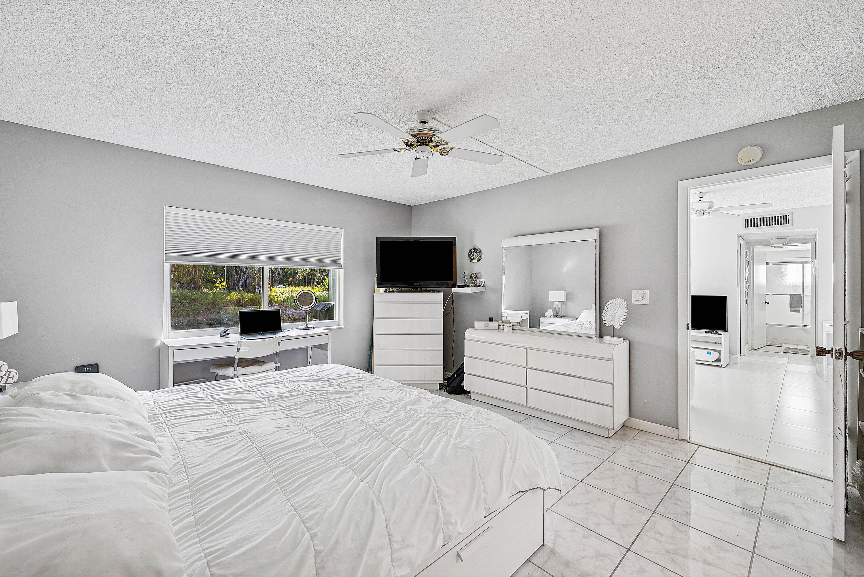 13518 Sabal Palm Court B